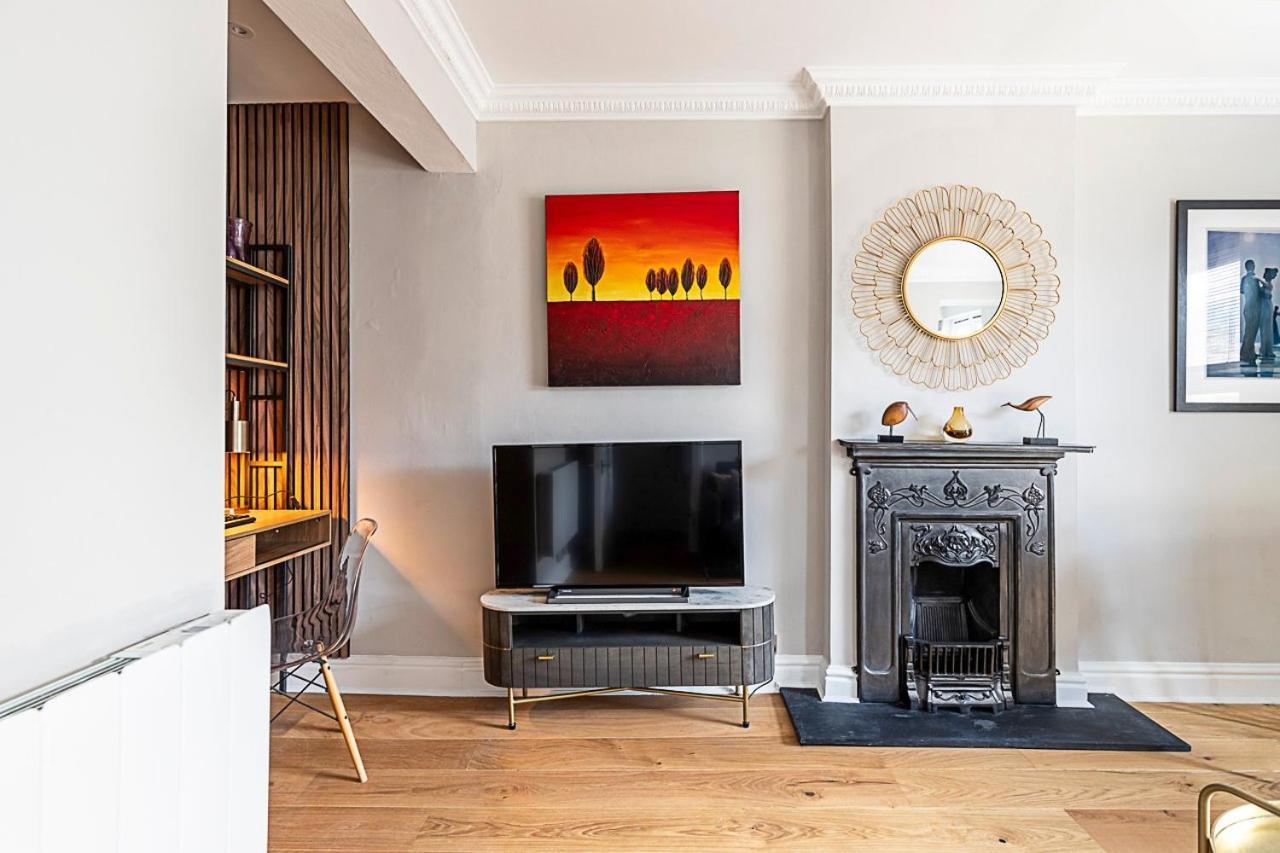 Apartment Modern Top-floor Victorian Charm In Kensington London