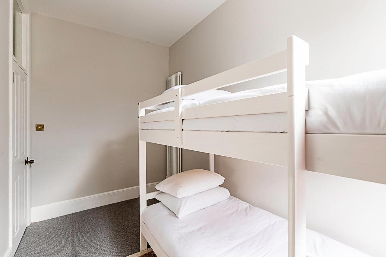 Apartment Lovely Bishops Park Flat