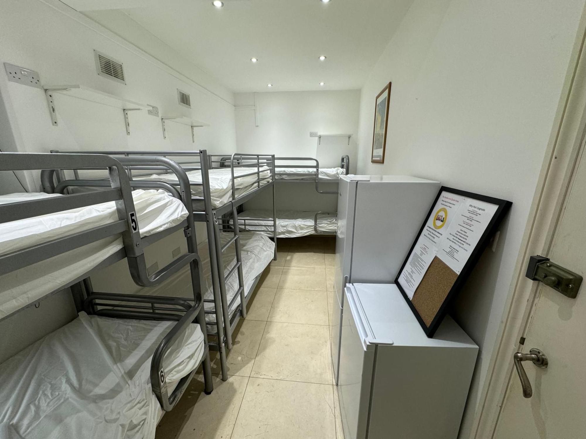 Hostel 365 London