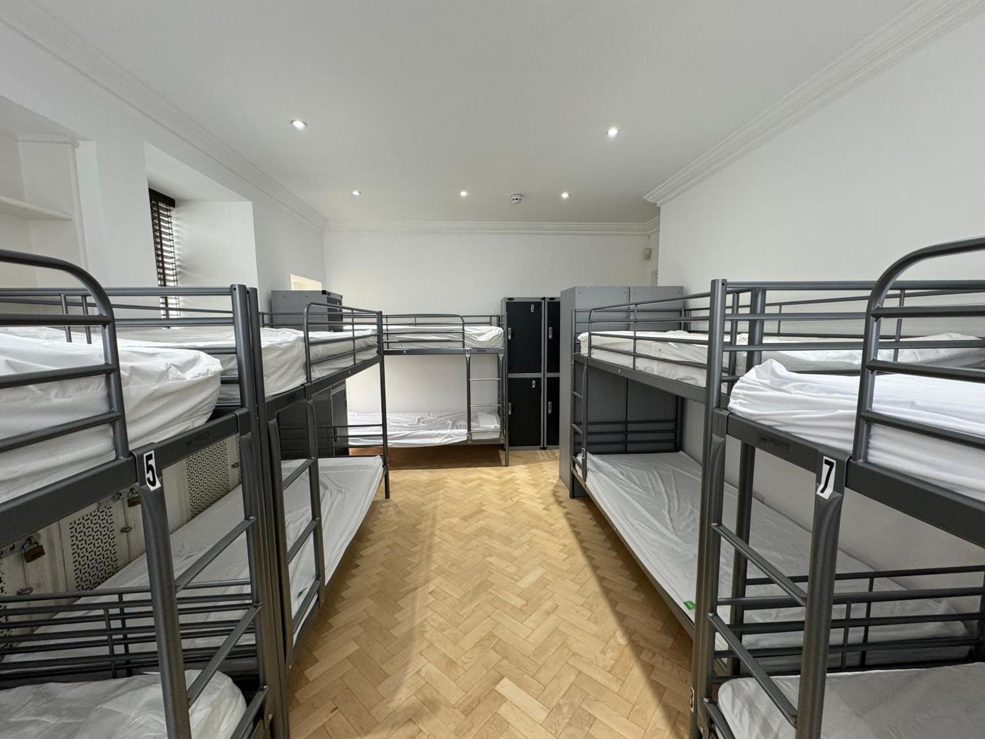 Hostel 365 London
