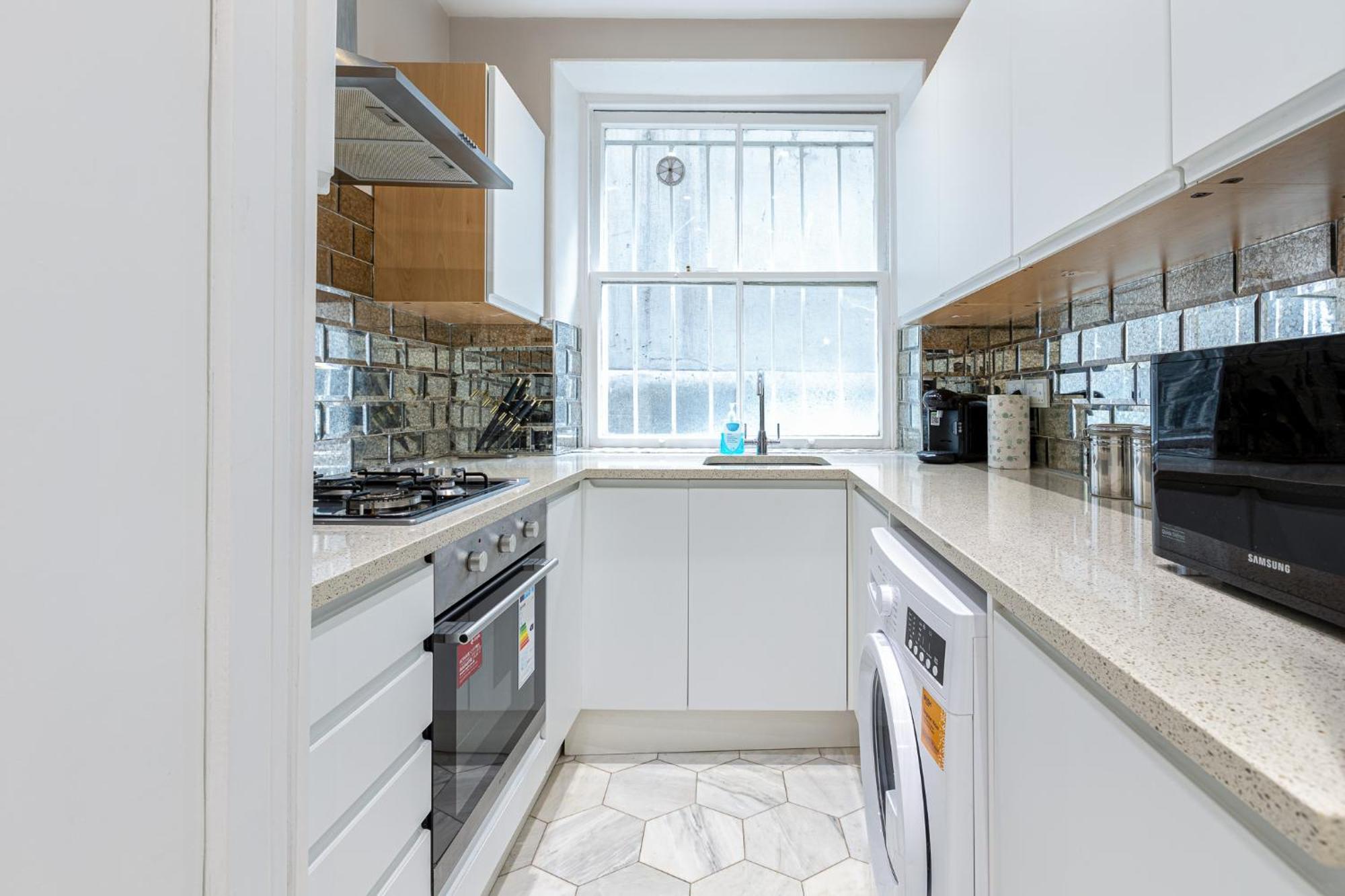 Modern 4 Bdr 3 Bth Minutes From Edgware Road Leilighet *