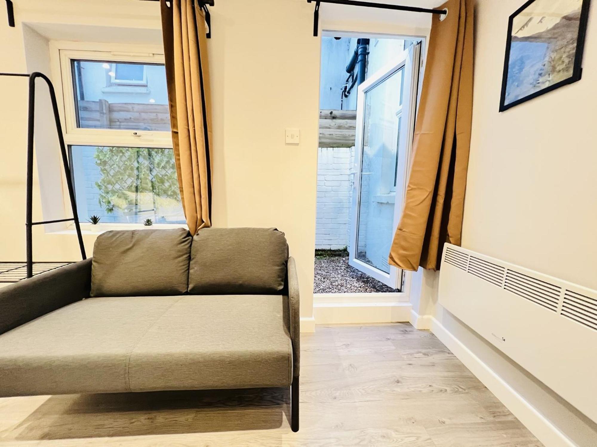 Battersea By Sleepy Apartment