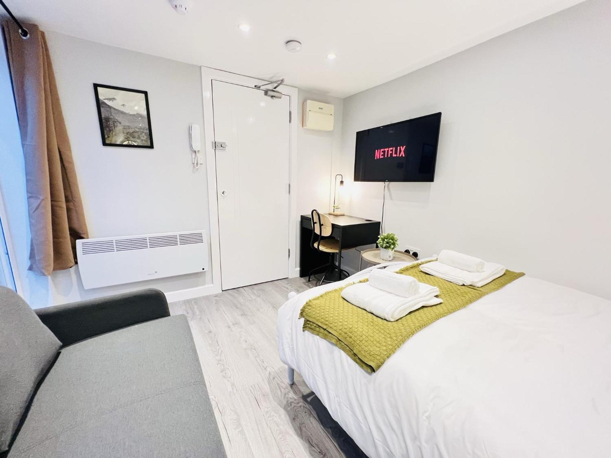 Battersea By Sleepy Apartment