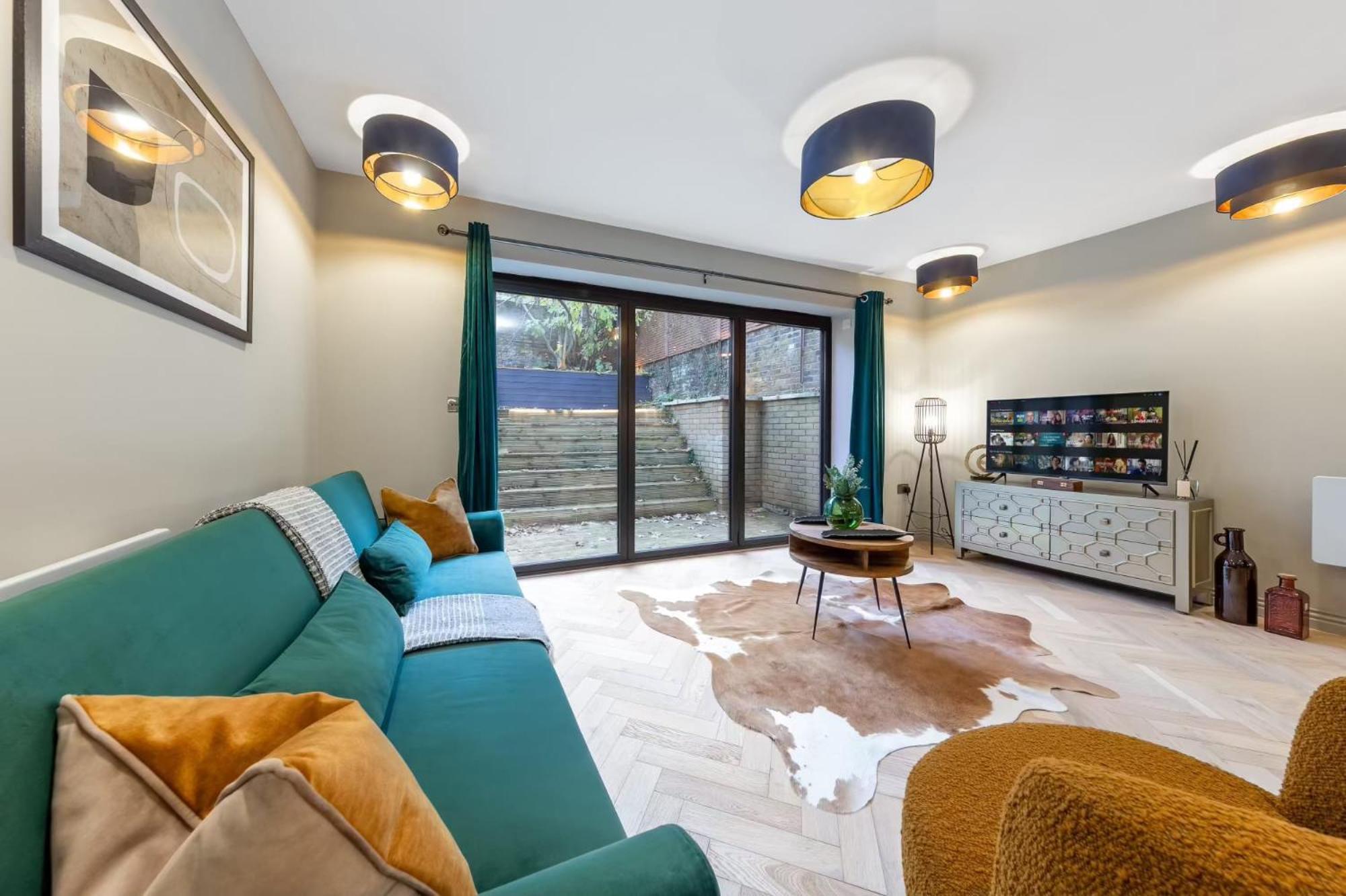 Sercasa - Abbey Road - St John's Wood Apartment