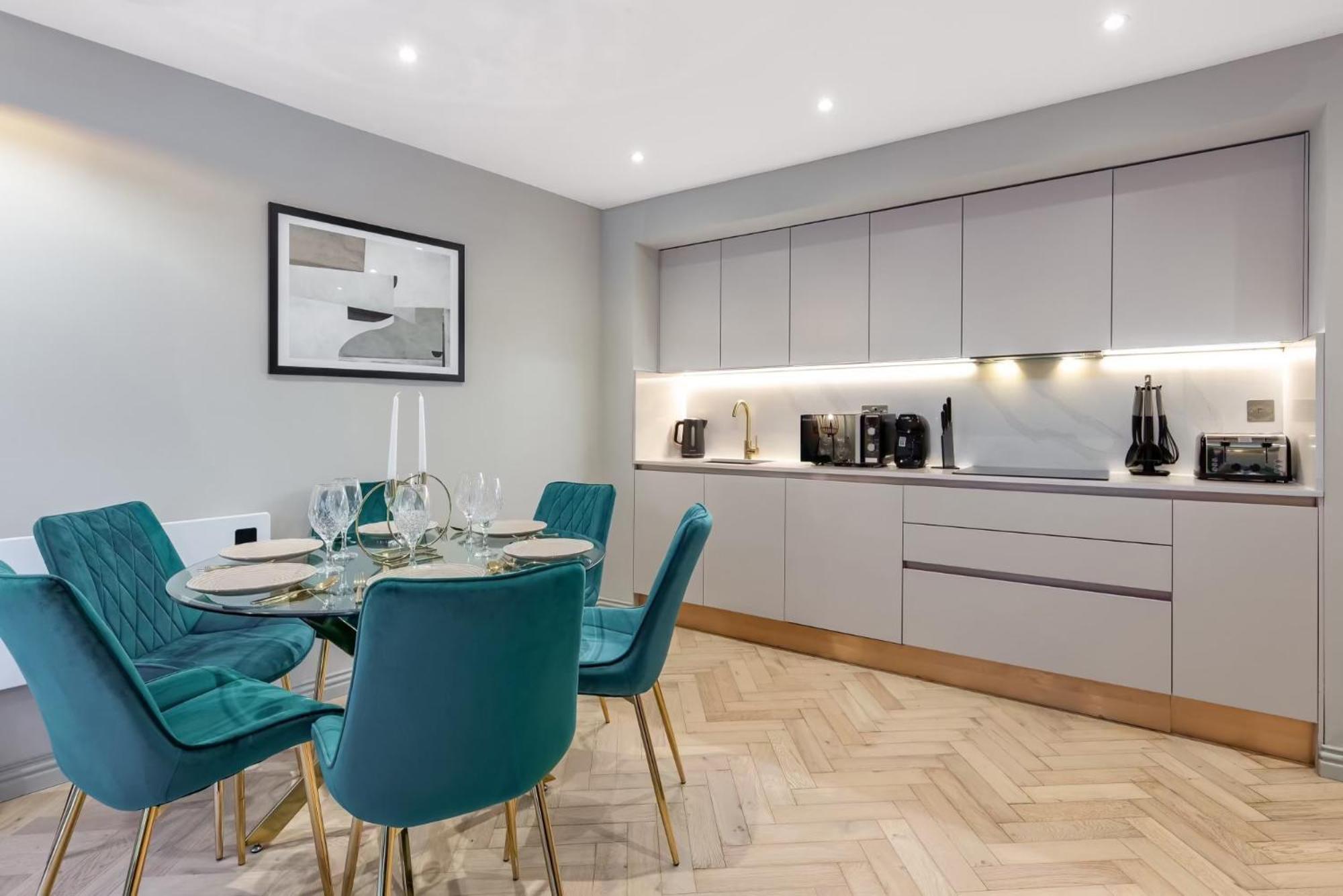 Sercasa - Abbey Road - St John's Wood Apartment London