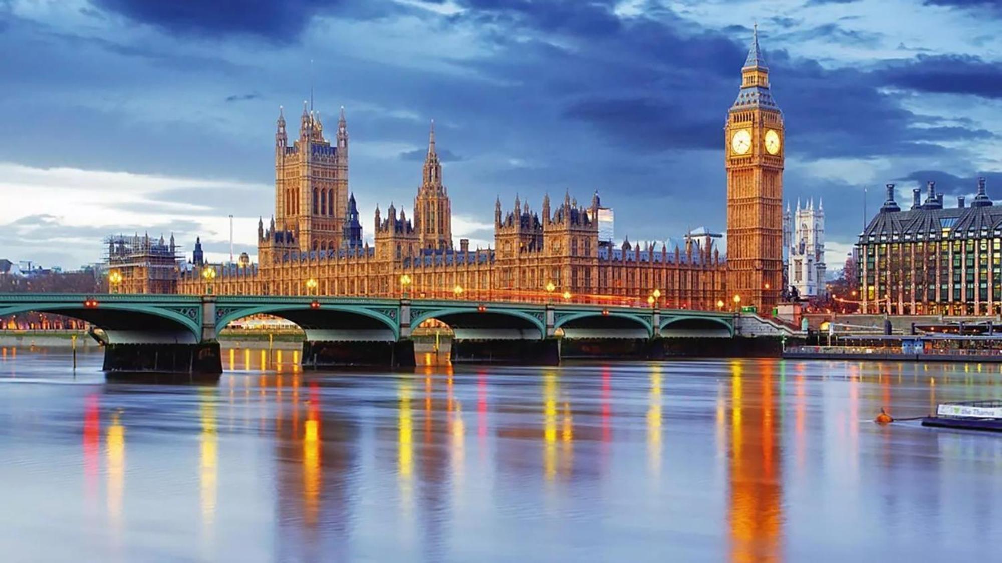 Chic 2-bedroom Flat With Free Wi-fi Few Steps From The Oval Leilighet *