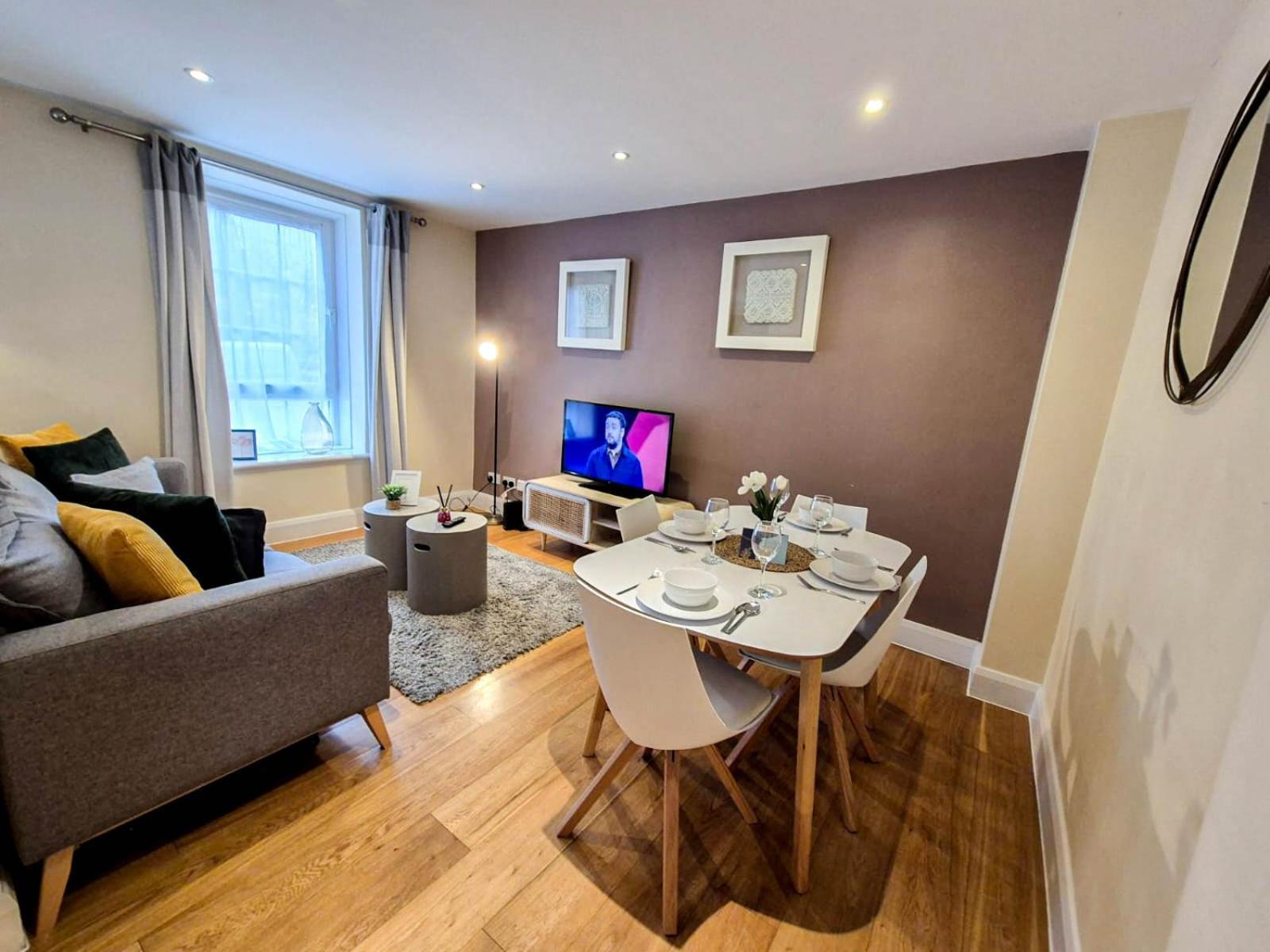 Leilighet Chic 2-bedroom Flat With Free Wi-fi Few Steps From The Oval *