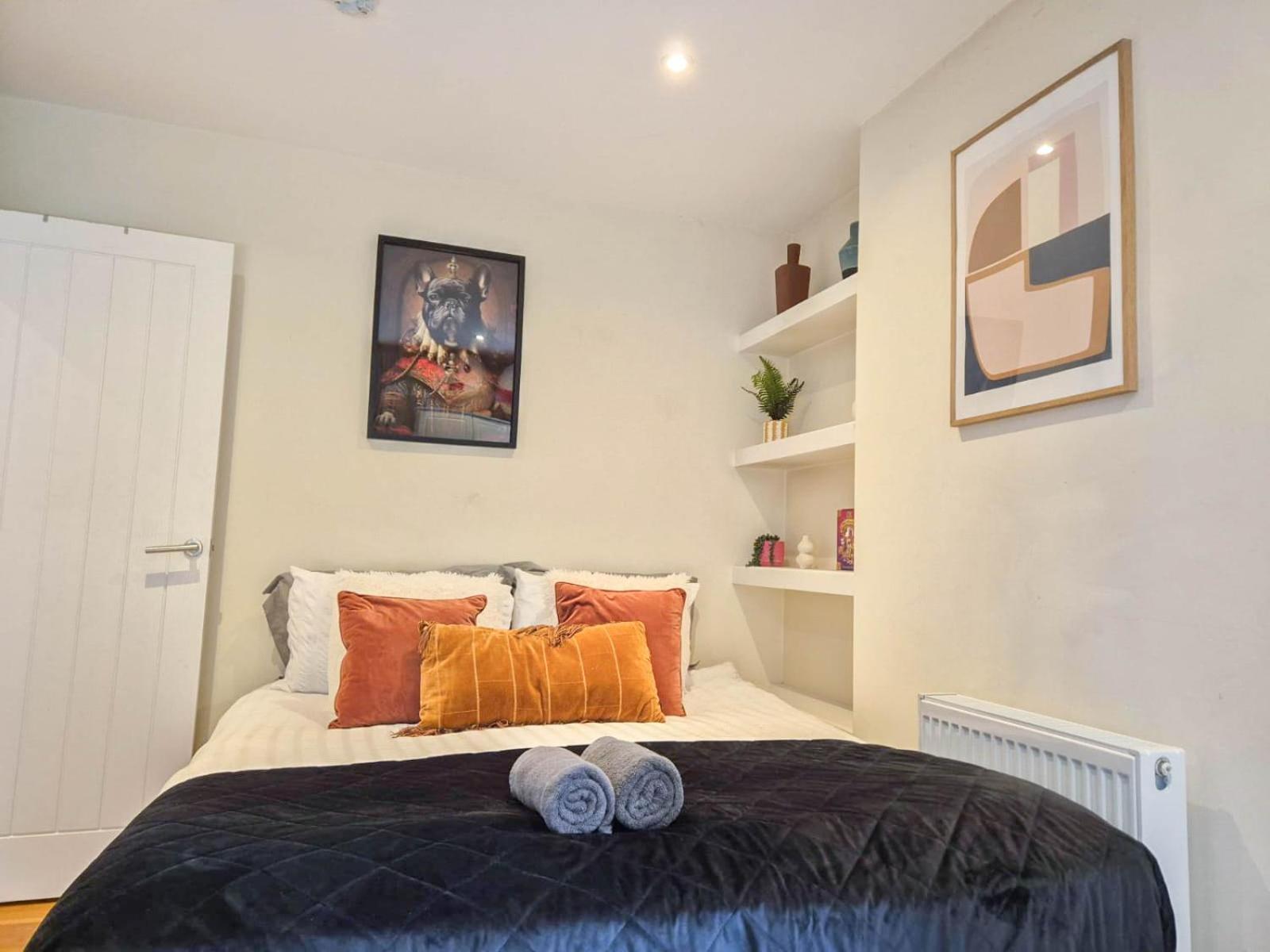 Leilighet Chic 2-bedroom Flat With Free Wi-fi Few Steps From The Oval