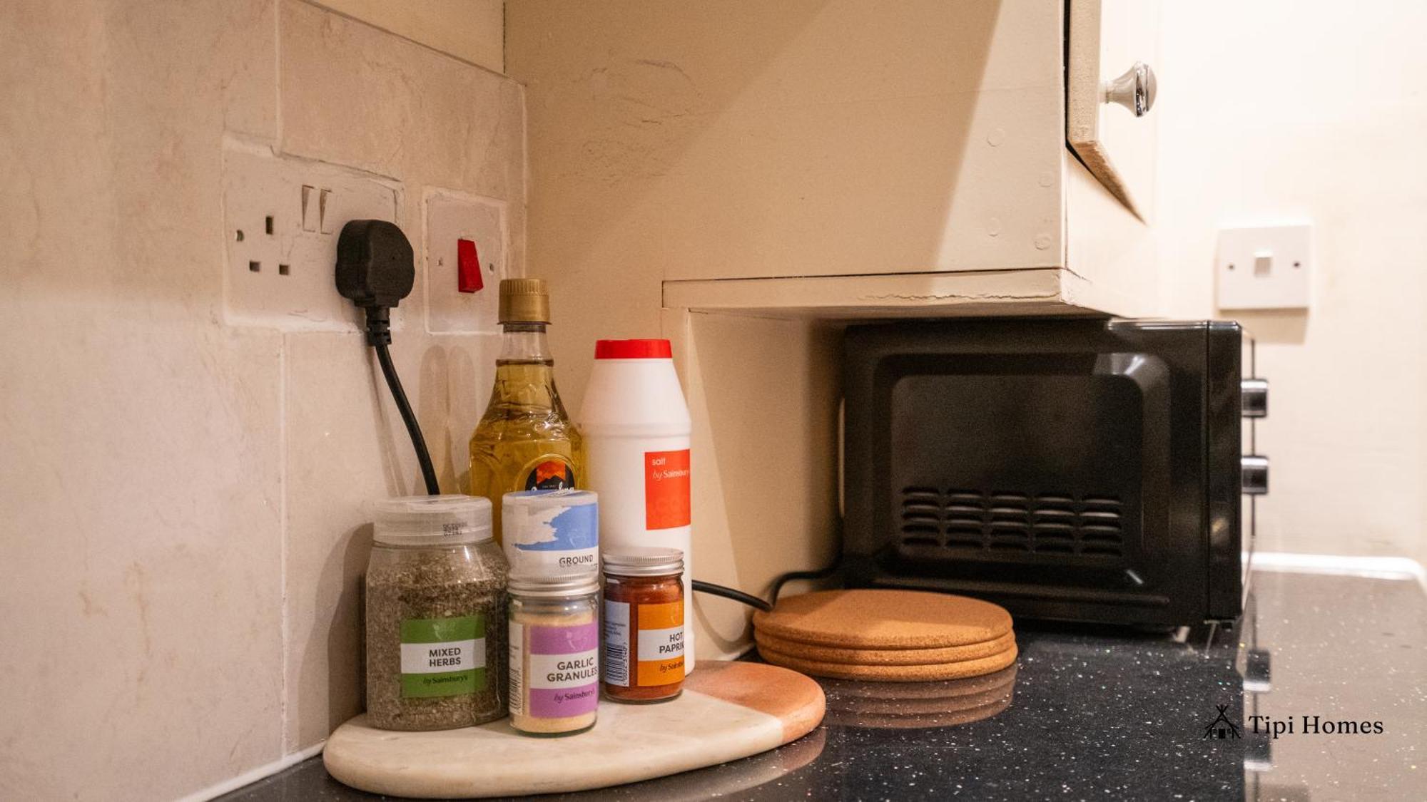 Apartment 2 Bedroom 2 Bath Flat In Wandsworth *