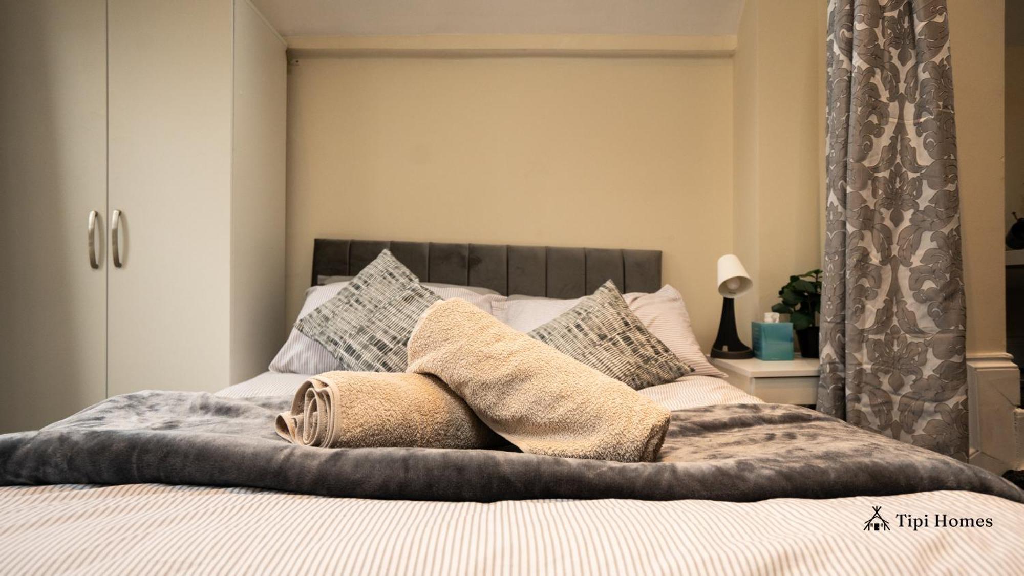 2 Bedroom 2 Bath Flat In Wandsworth London