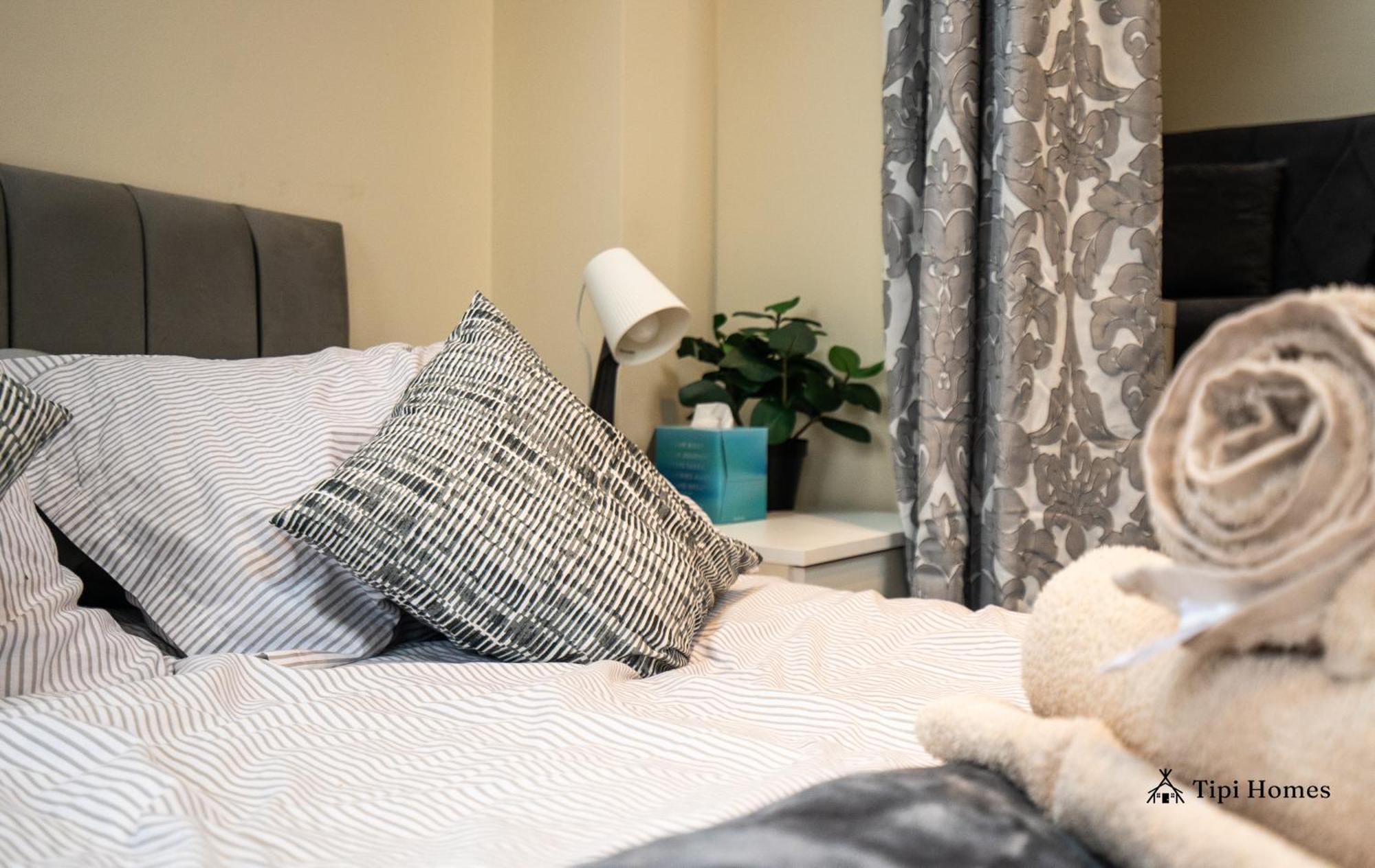 2 Bedroom 2 Bath Flat In Wandsworth *