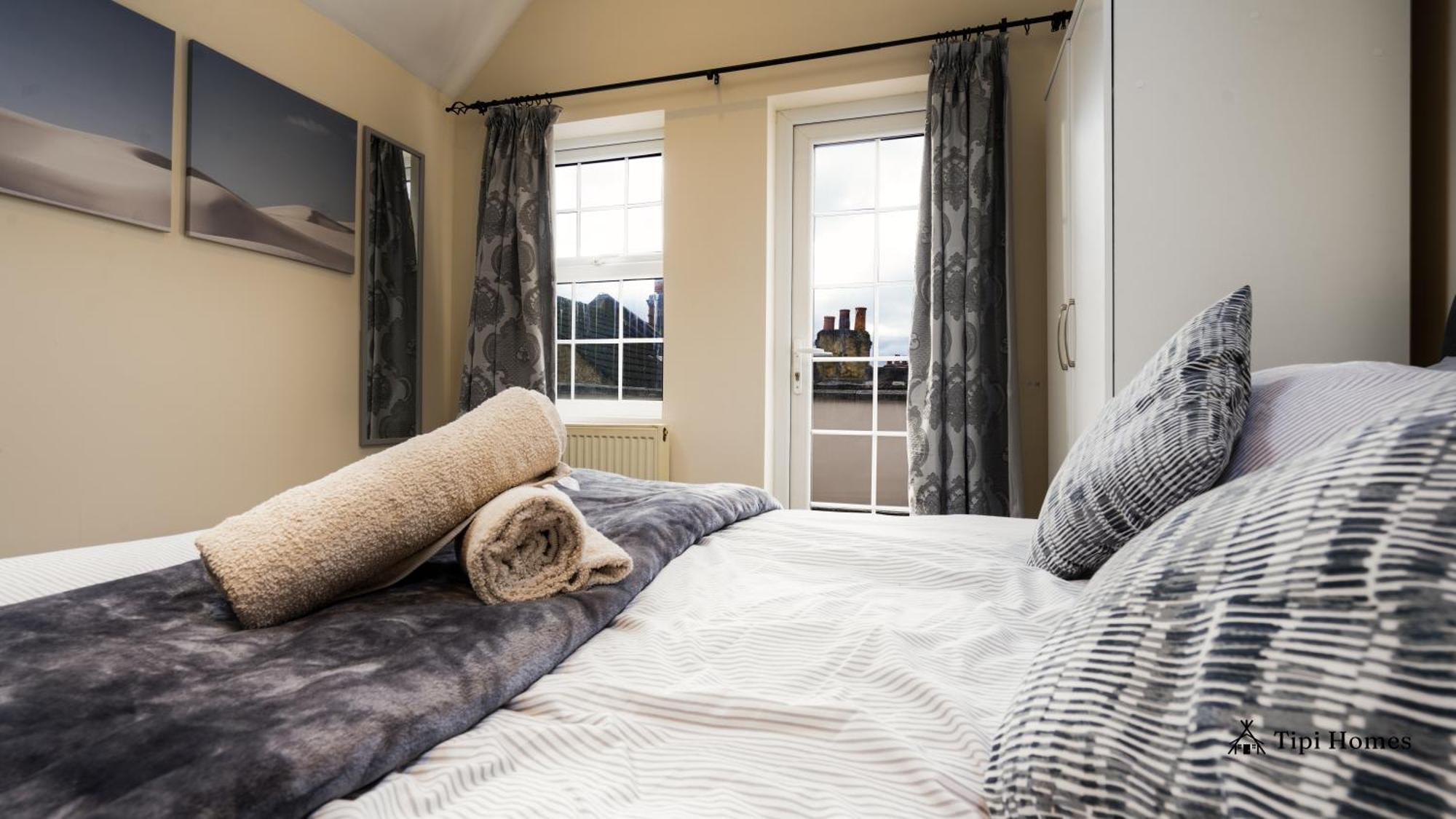 2 Bedroom 2 Bath Flat In Wandsworth *