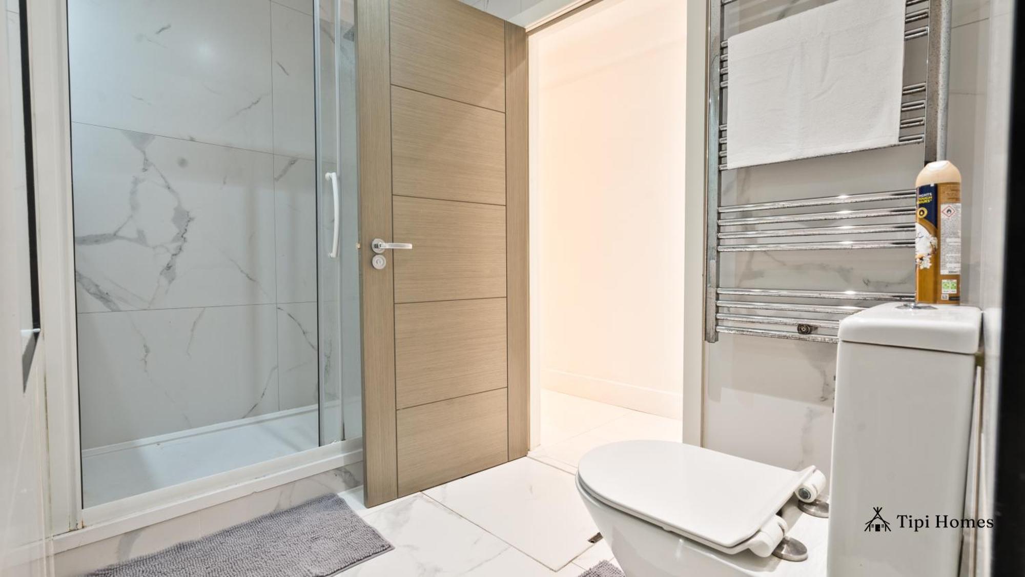 2 Bed 2 Bath, Golders Green, Near *