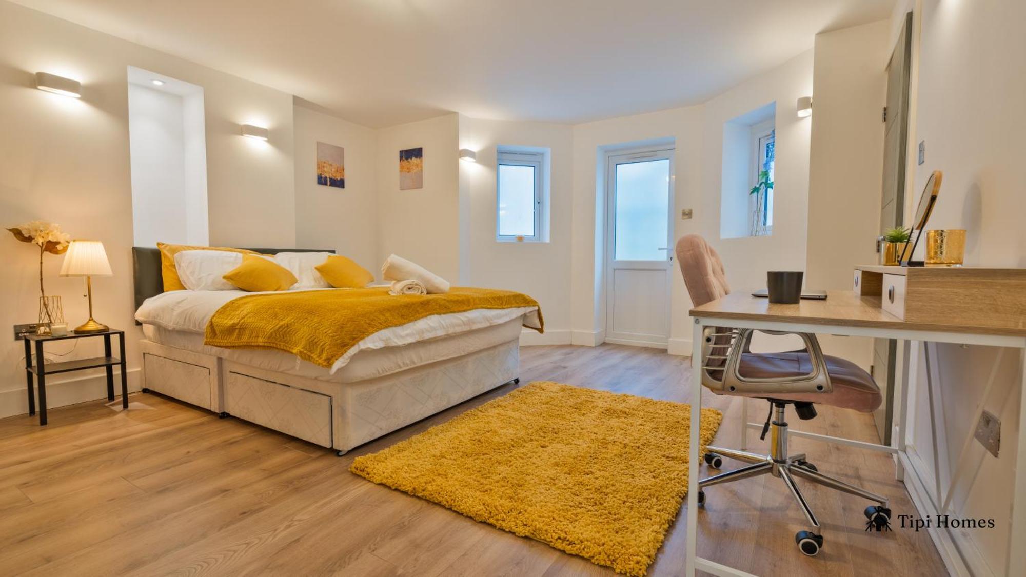 2 Bed 2 Bath, Golders Green, Near * London