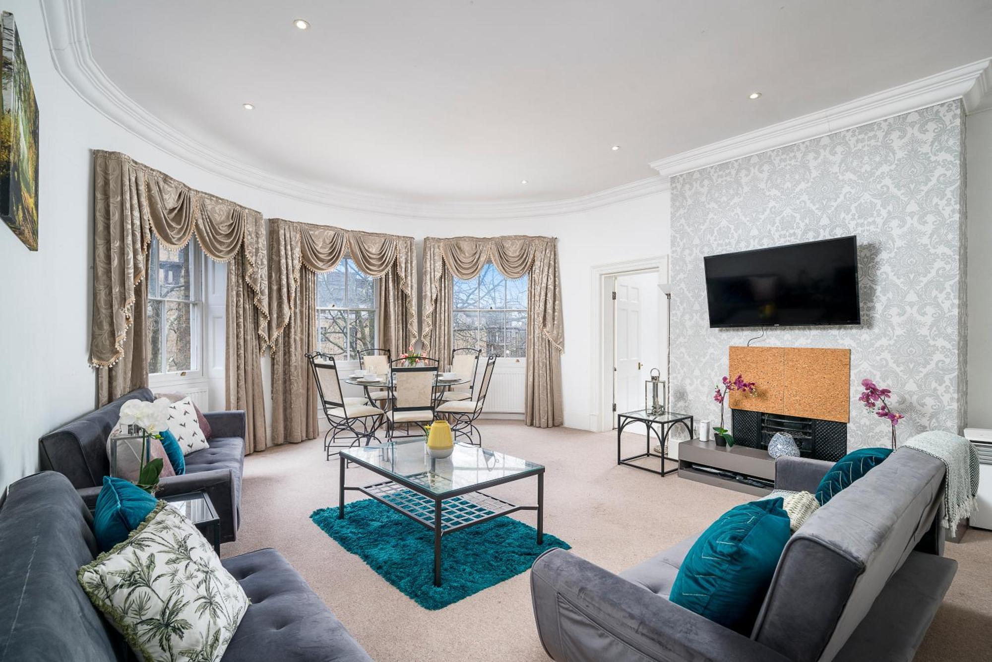 Canary Wharf - Spacious Near Excel Exhibition Centre, O2 Arena, Airport, Free Parking & Wifi