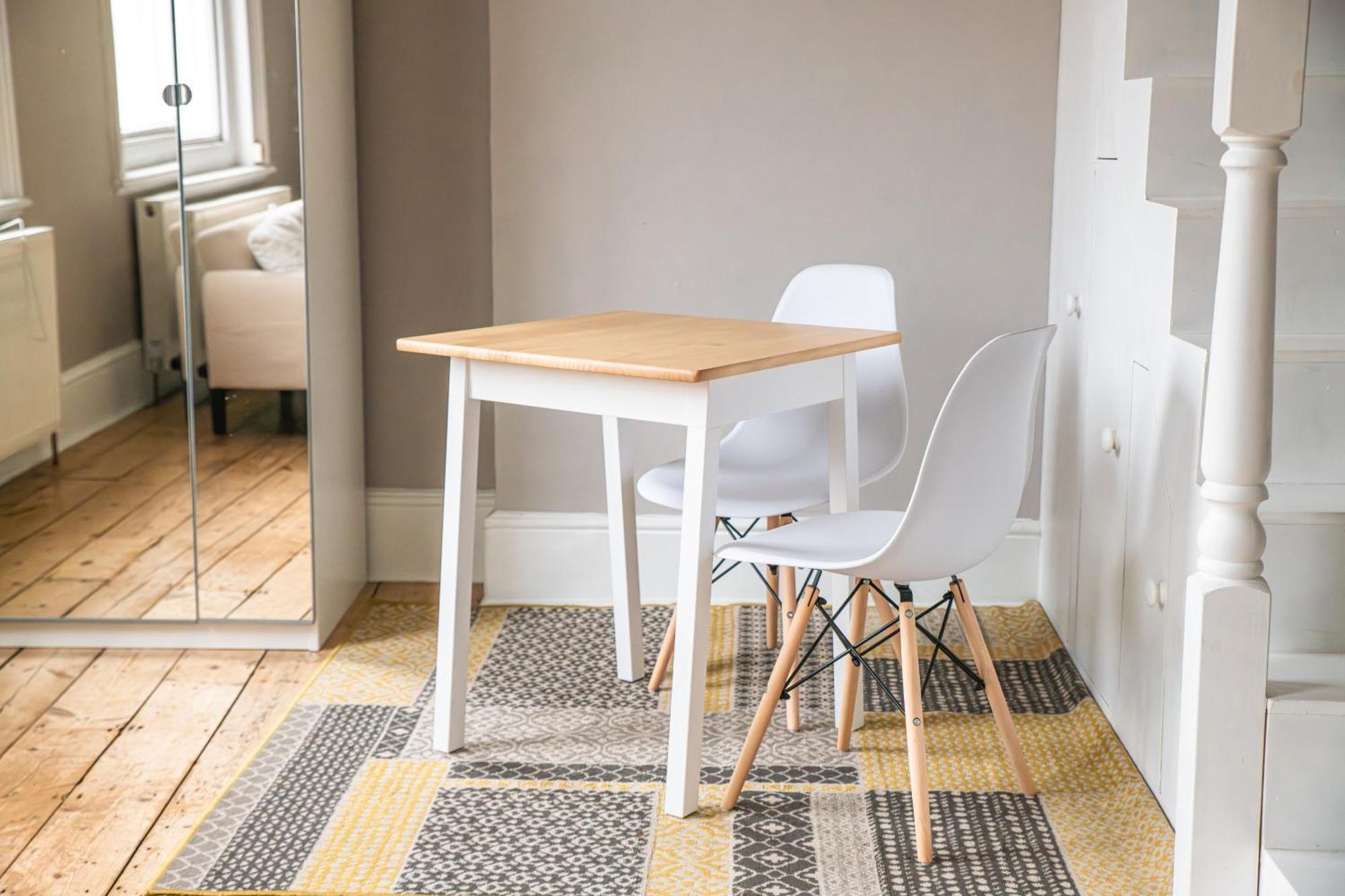A Modern Rustic Appartement Londen