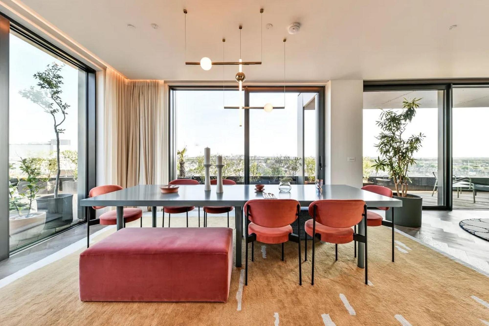 Simpsons House Central Z Holiday home London