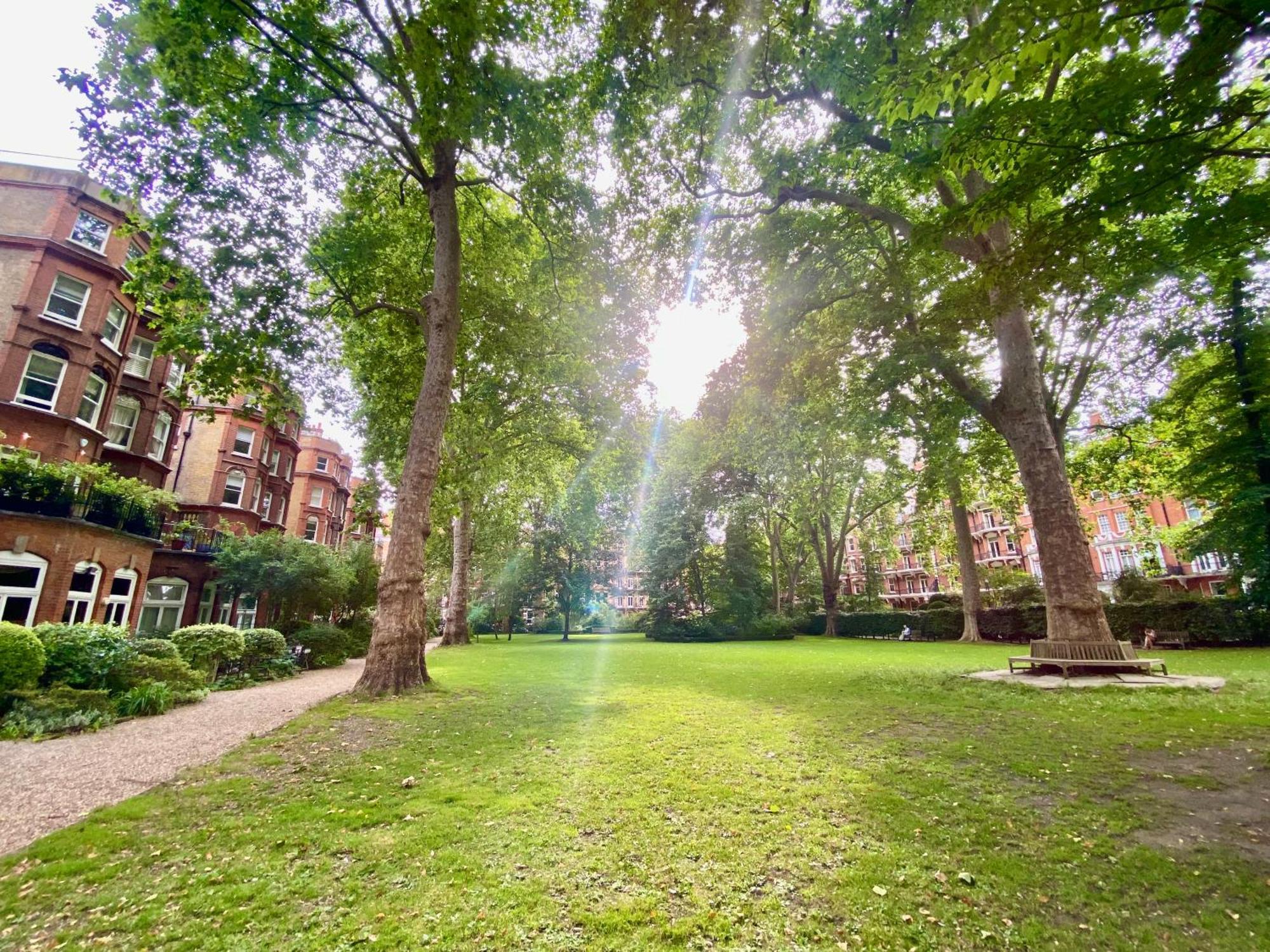 Apartment Spacious In Earls Court London
