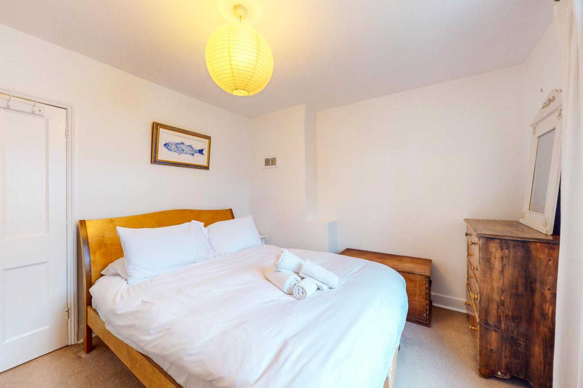 Сasa de vacaciones Tranquil 2bed With Communal Garden Near Train Station Londres