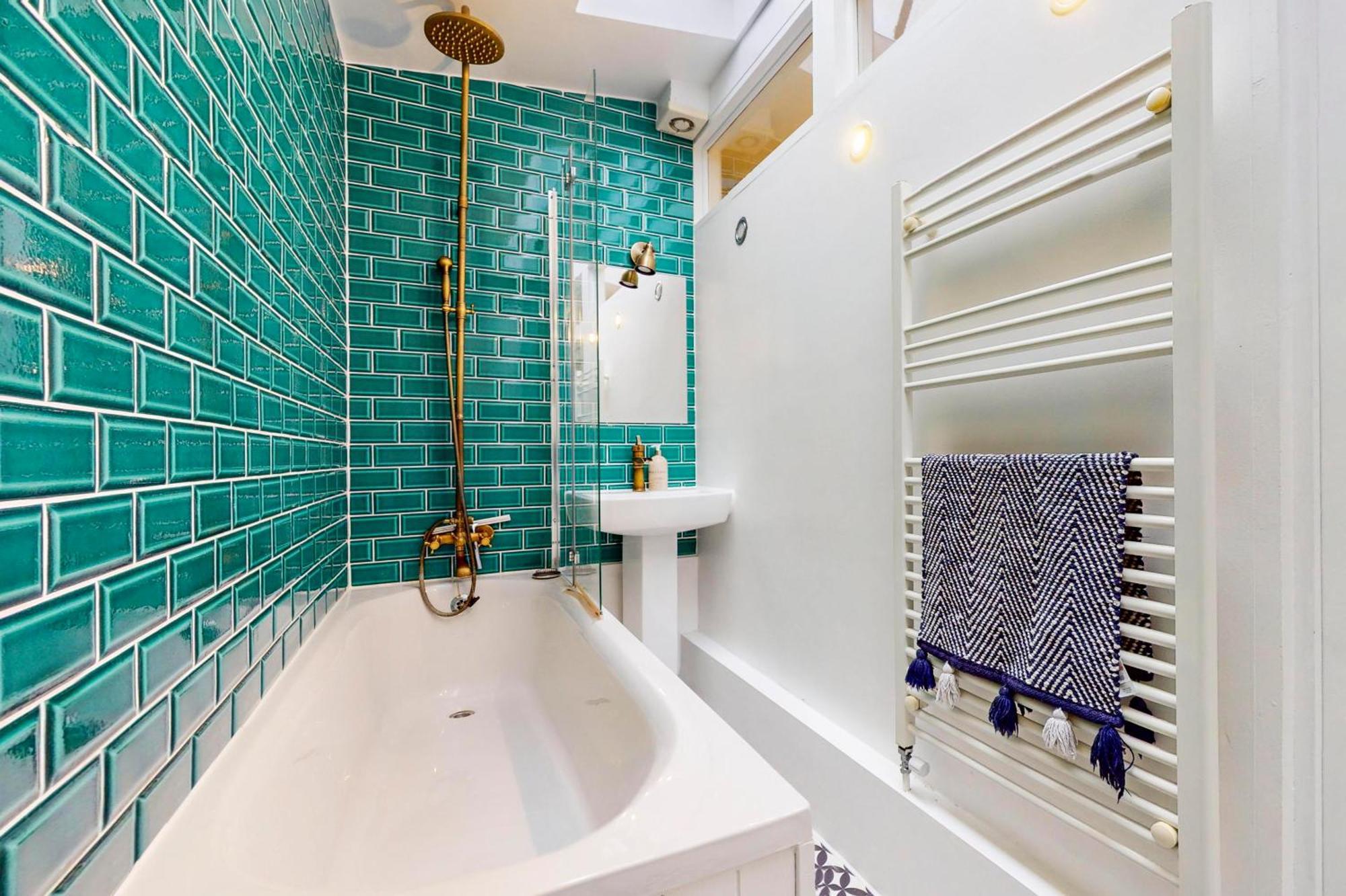 Tranquil 2bed With Communal Garden Near Train Station Сasa de vacaciones Londres