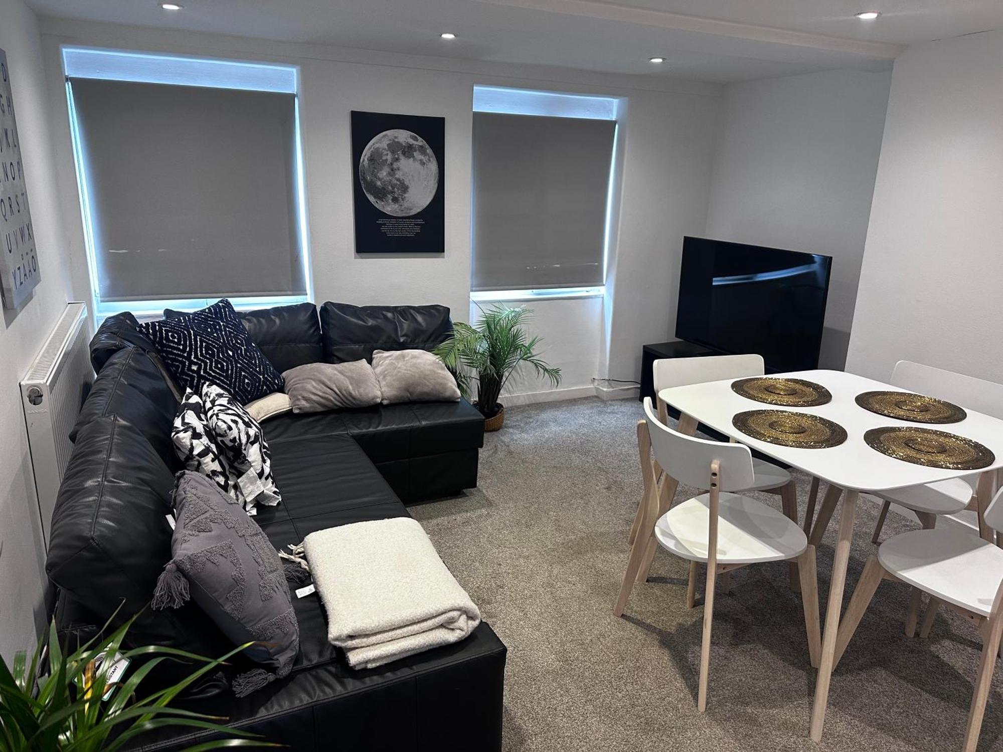 Floor 2bed Flat * Londen