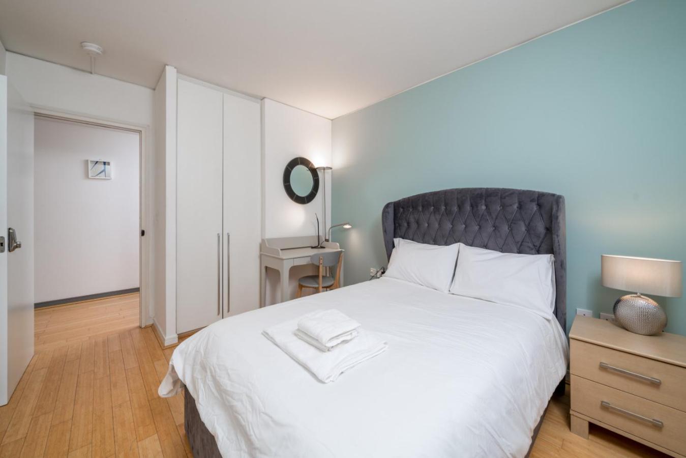 Lovely 3bd Flat, Parking, Sleeps Six Close To O2 Londen