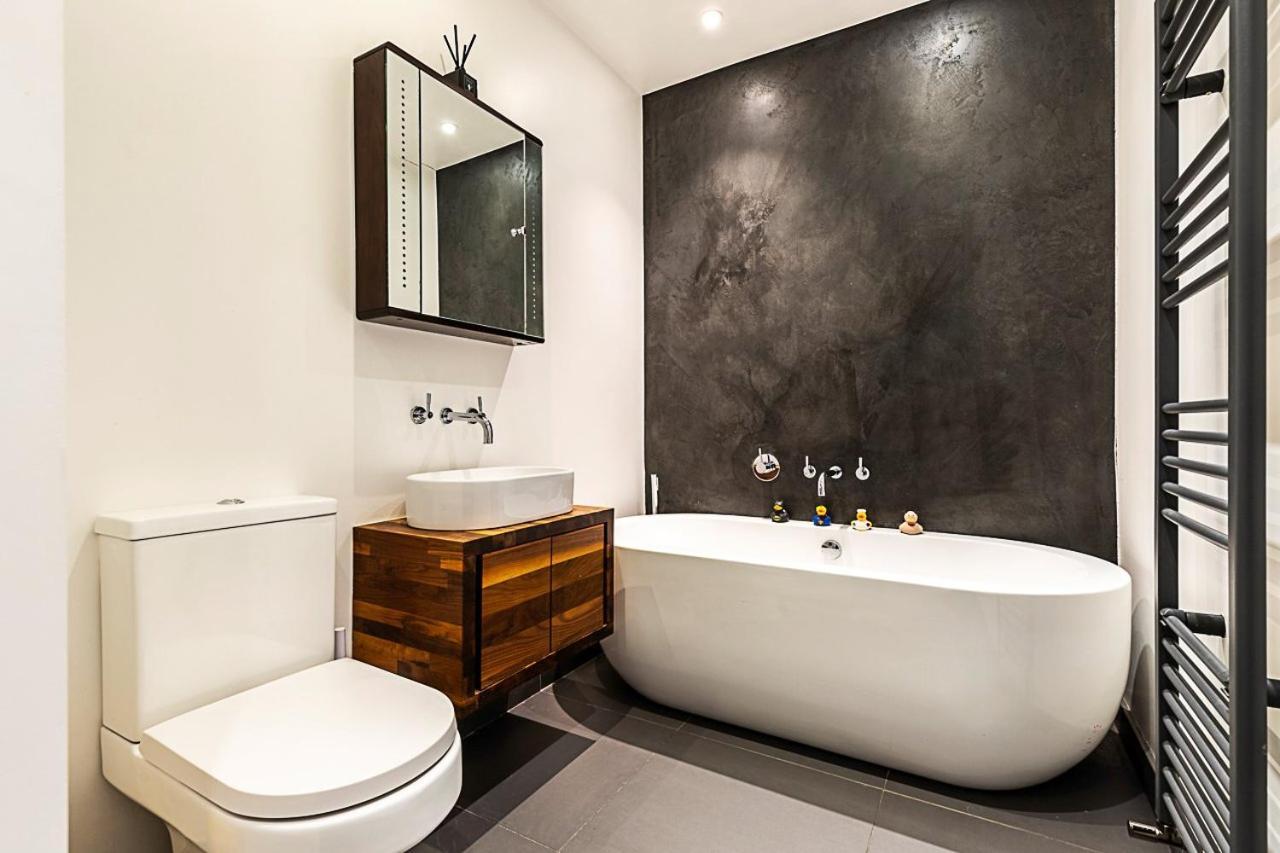 Rustic And Contemporary Haven In Brixton Leilighet