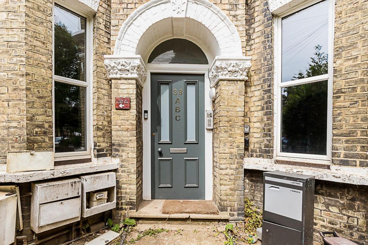 Rustic And Contemporary Haven In Brixton Leilighet *