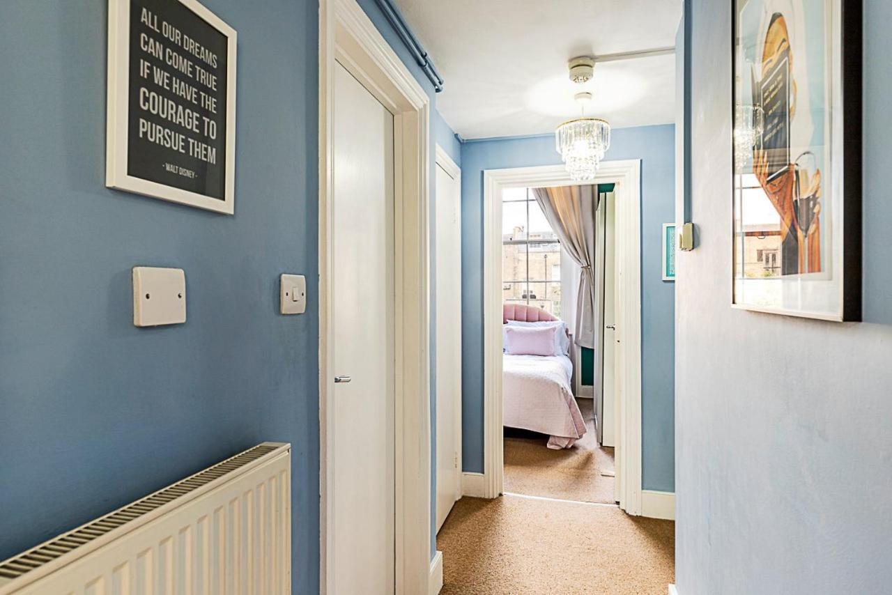 Chic 1 Bedroom Parkview Flat At Arundel Square * London