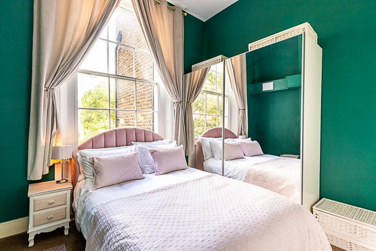 Apartment Chic 1 Bedroom Parkview Flat At Arundel Square London