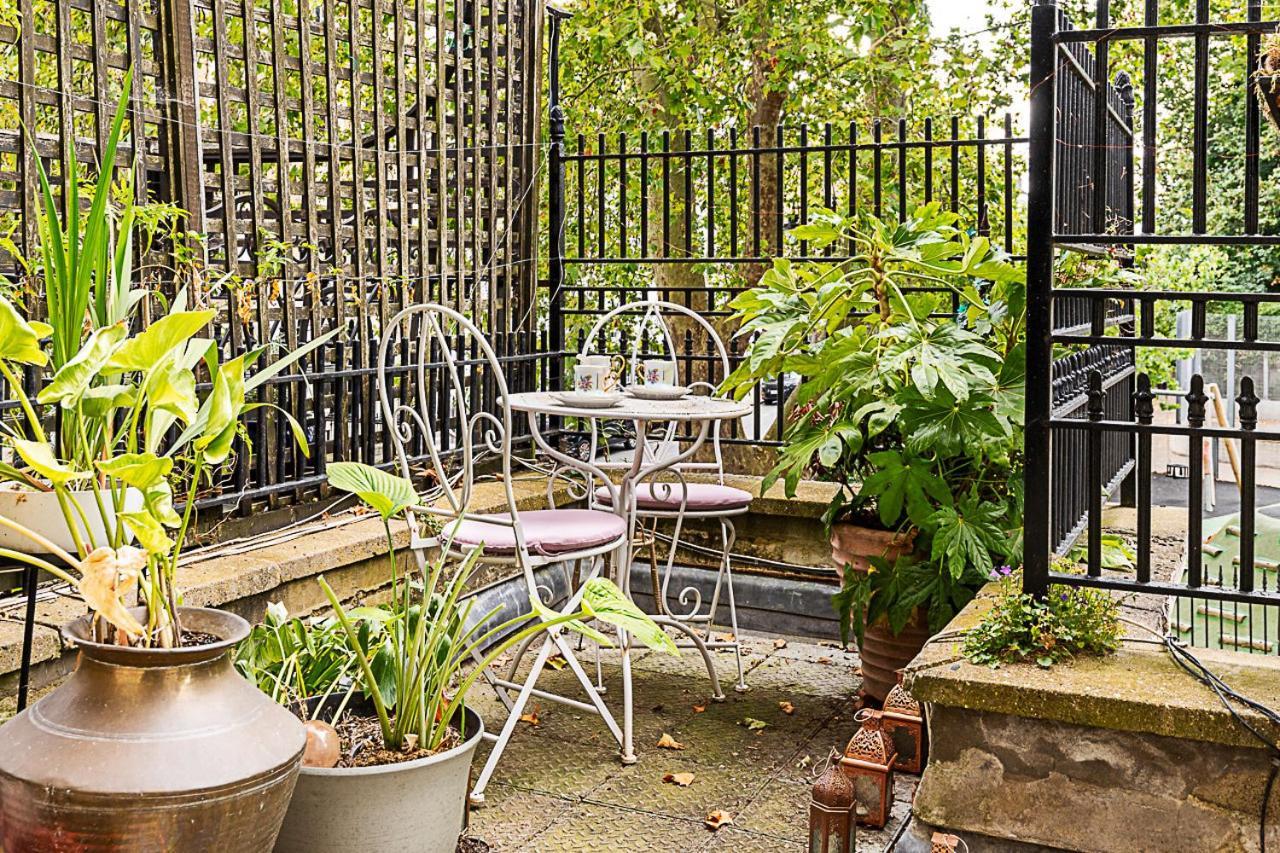 Chic 1 Bedroom Parkview Flat At Arundel Square Apartment