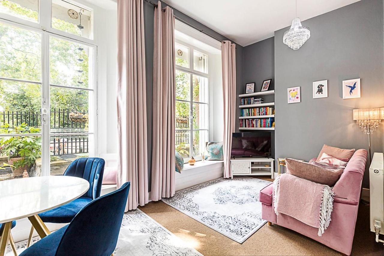 Apartment Chic 1 Bedroom Parkview Flat At Arundel Square *