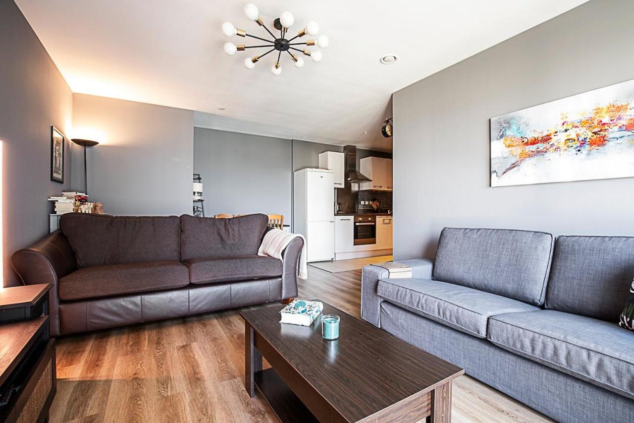Riverside Escape With Breathtaking Thames Views * London