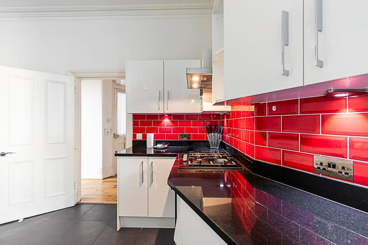 Kensington Tranquility Elegant Two-bed Retreat Londres