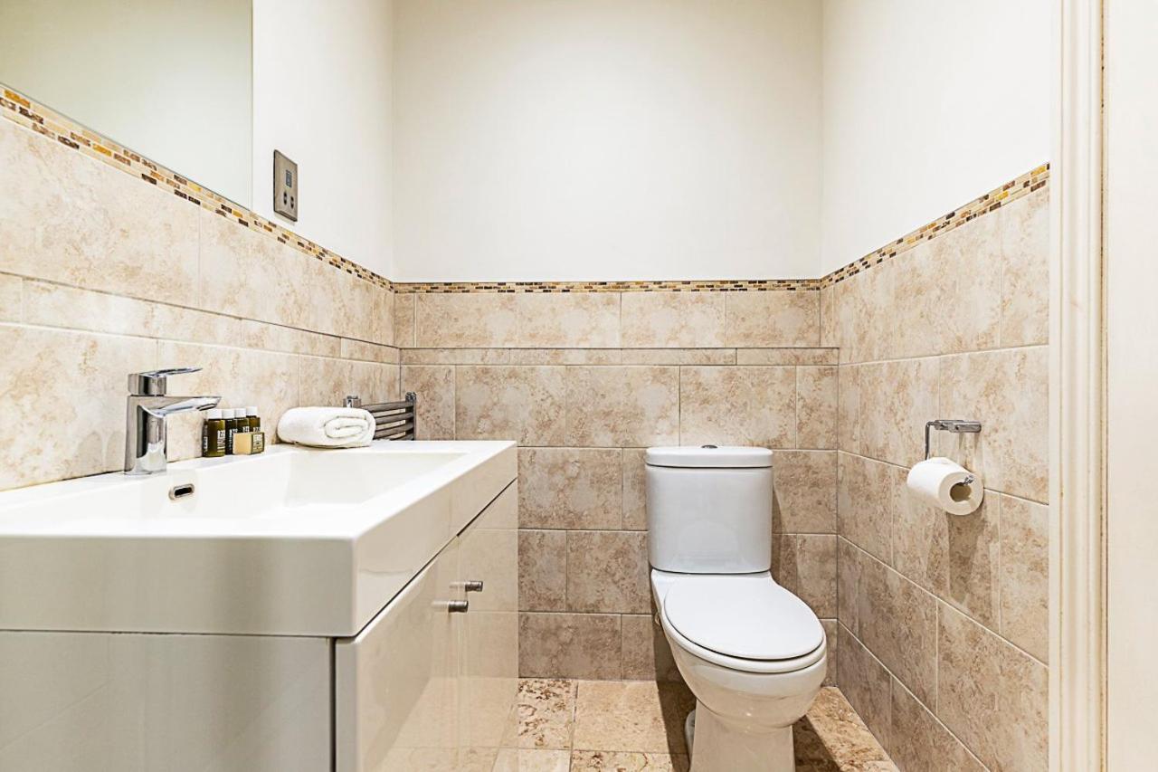 Kensington Tranquility Elegant Two-bed Retreat Apartamento *