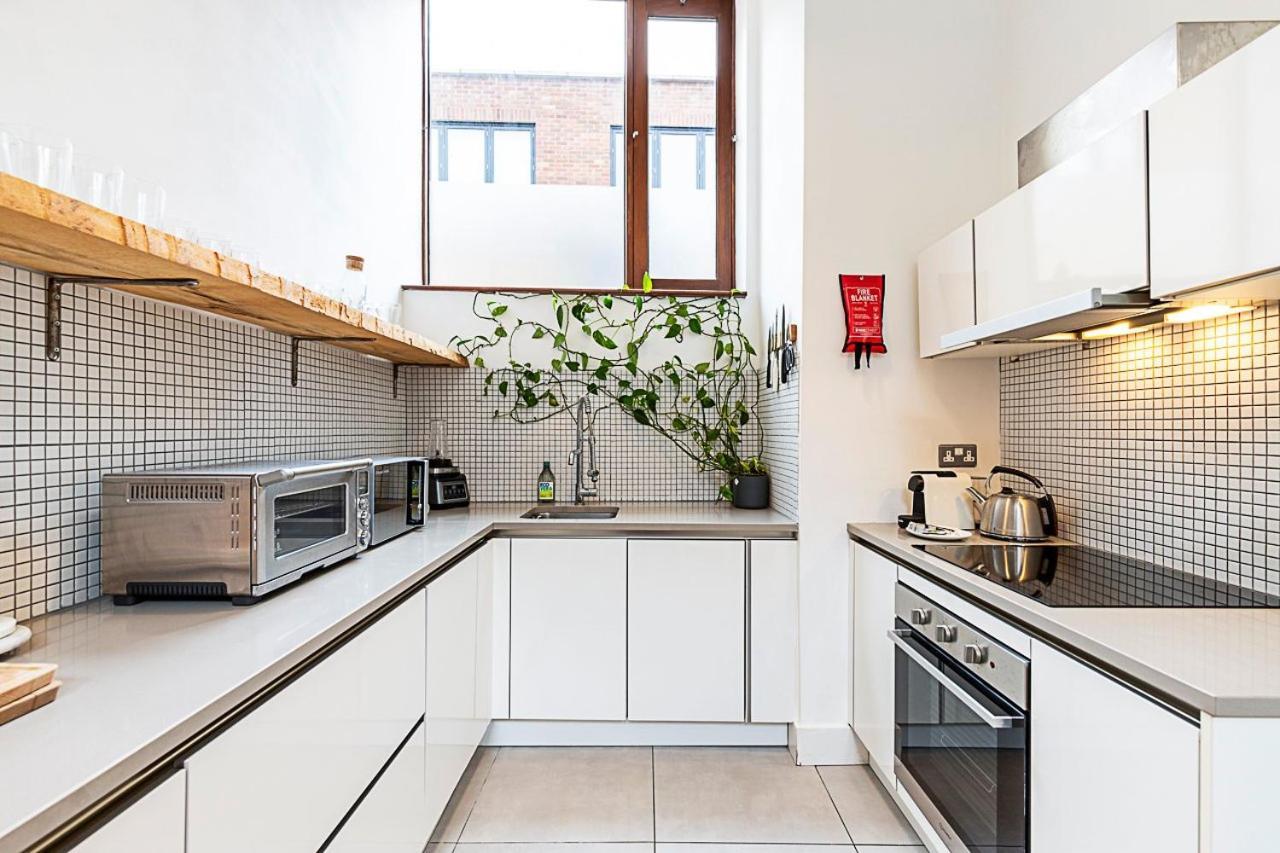 Apartment Modern Airy 2-bed Gem In Trendy Stoke Newington