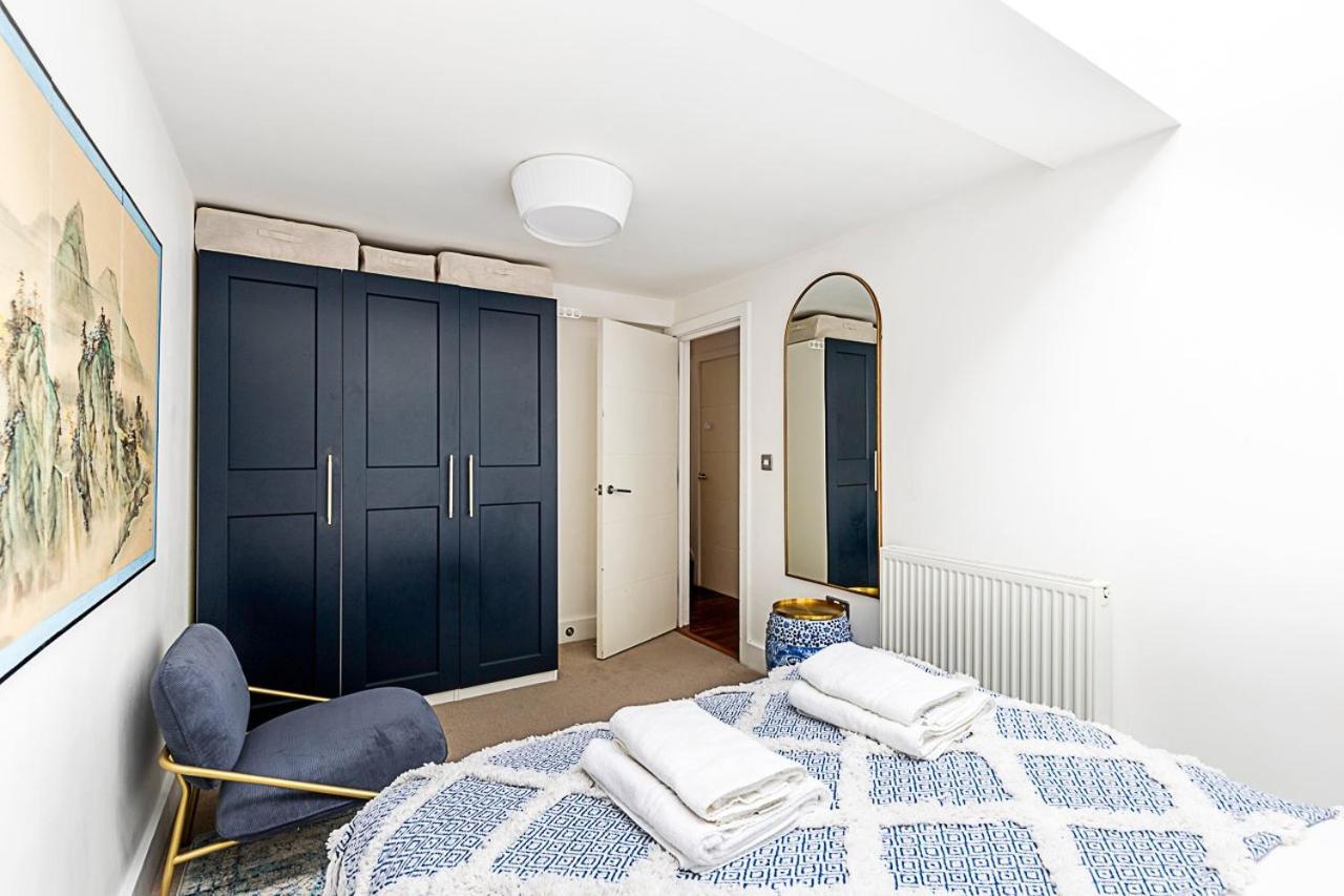 Modern Airy 2-bed Gem In Trendy Stoke Newington Apartment