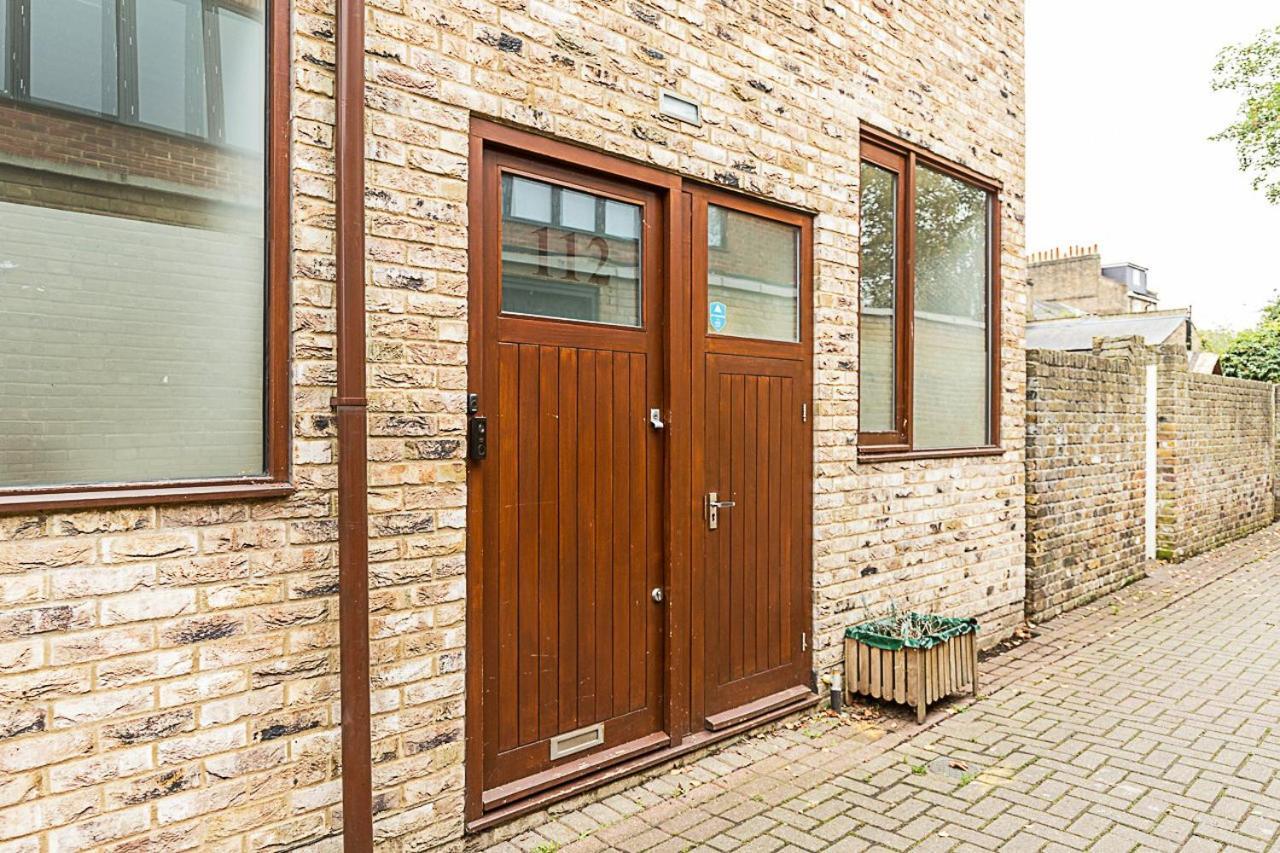 Apartment Modern Airy 2-bed Gem In Trendy Stoke Newington