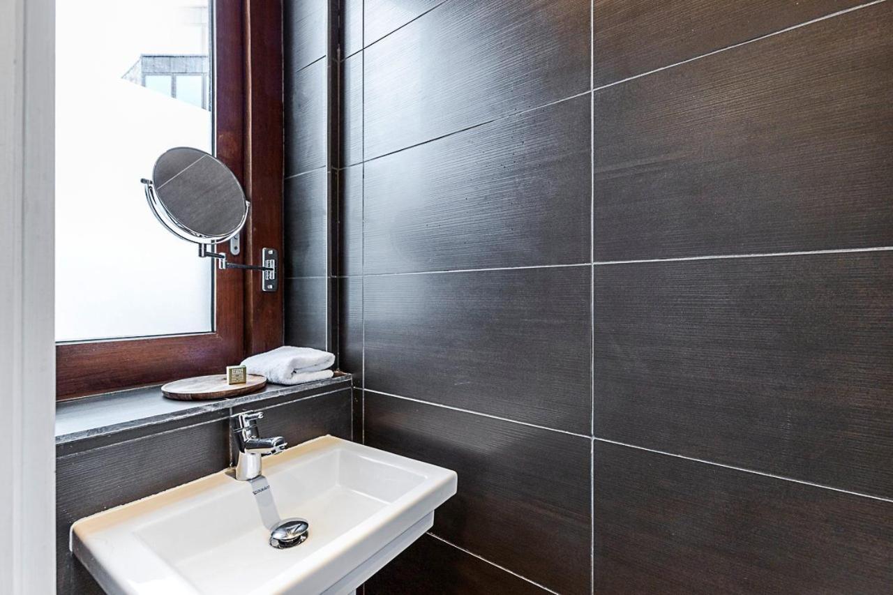 Modern Airy 2-bed Gem In Trendy Stoke Newington Apartment London