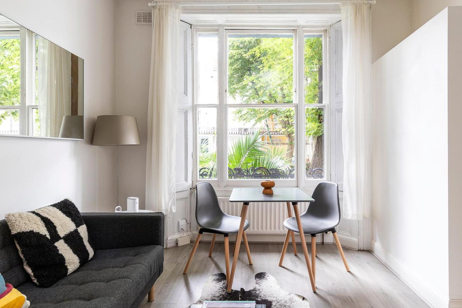 Stylish One-bedroom Flat In Notting Hill Apartment *