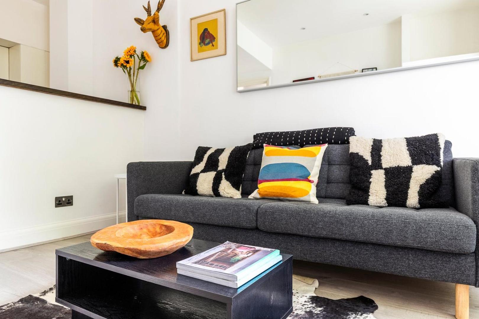 Stylish One-bedroom Flat In Notting Hill Apartment *