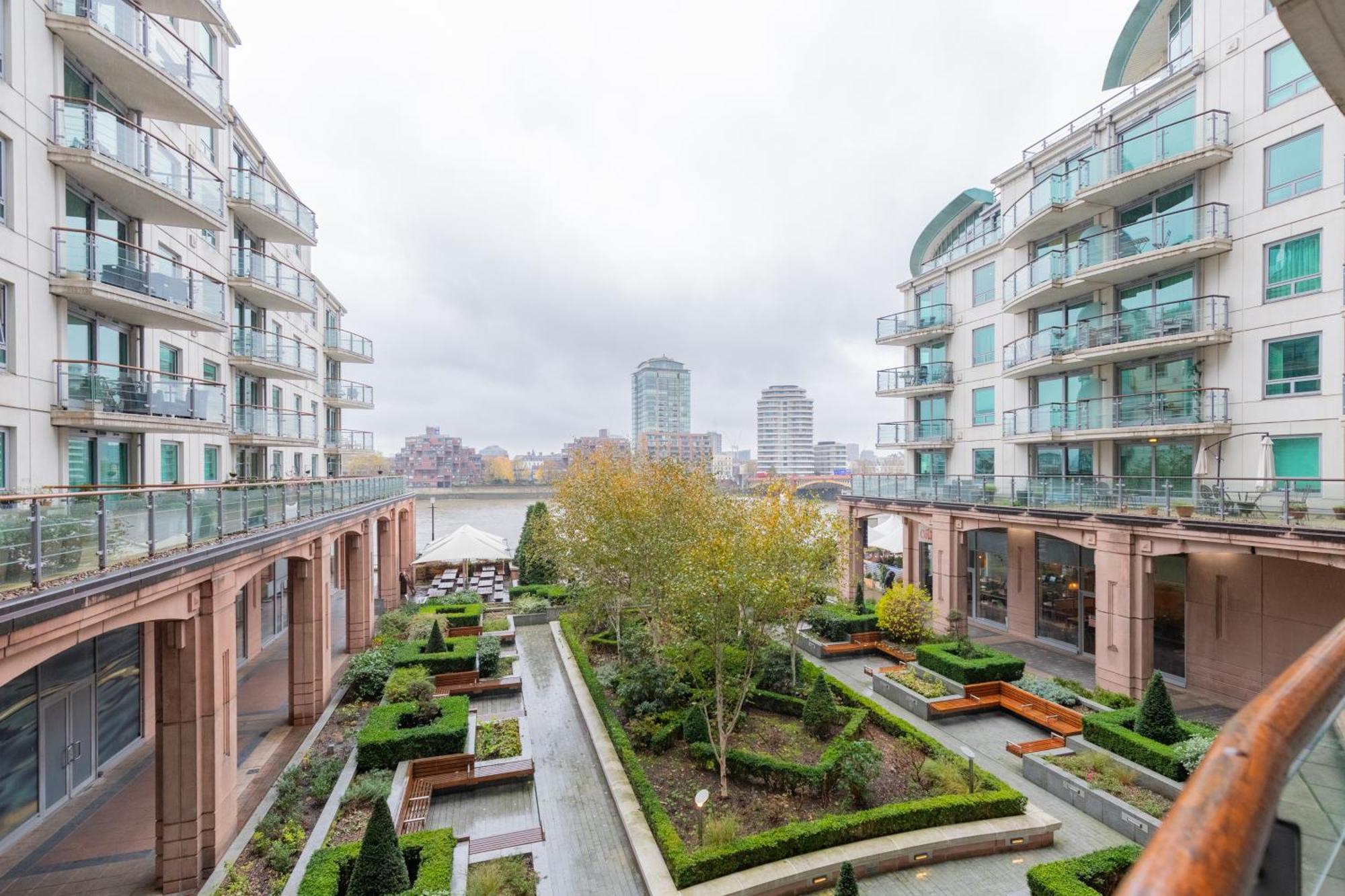 Sleek 1bd Flat With View Of The River Thames Apartment *
