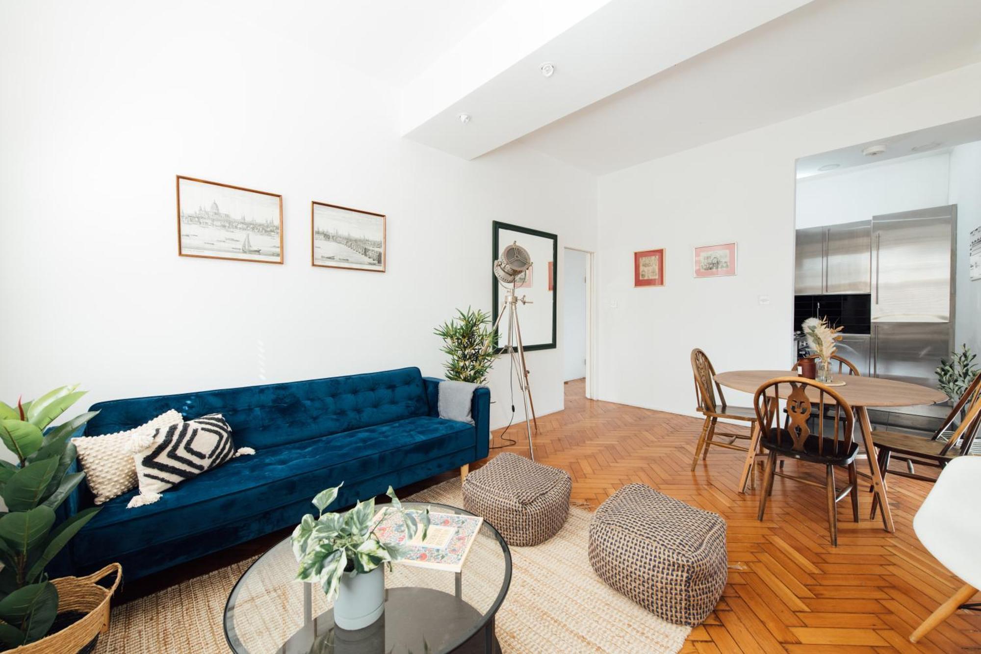 Unique 2 Bedroom Flat On Stoke Newington High Street Apartment London