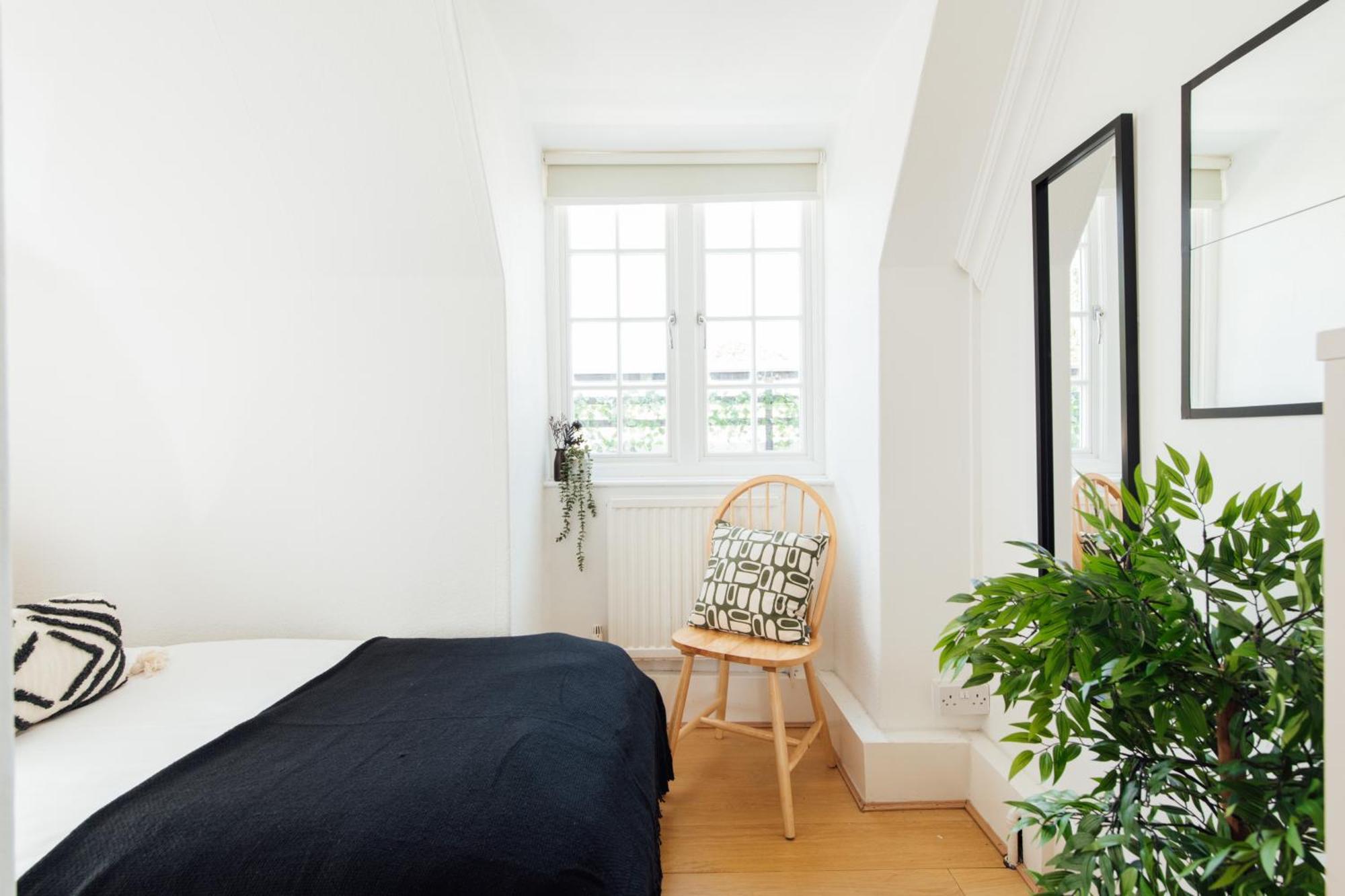 Stylish Kings Cross 2 Bedroom Flat *