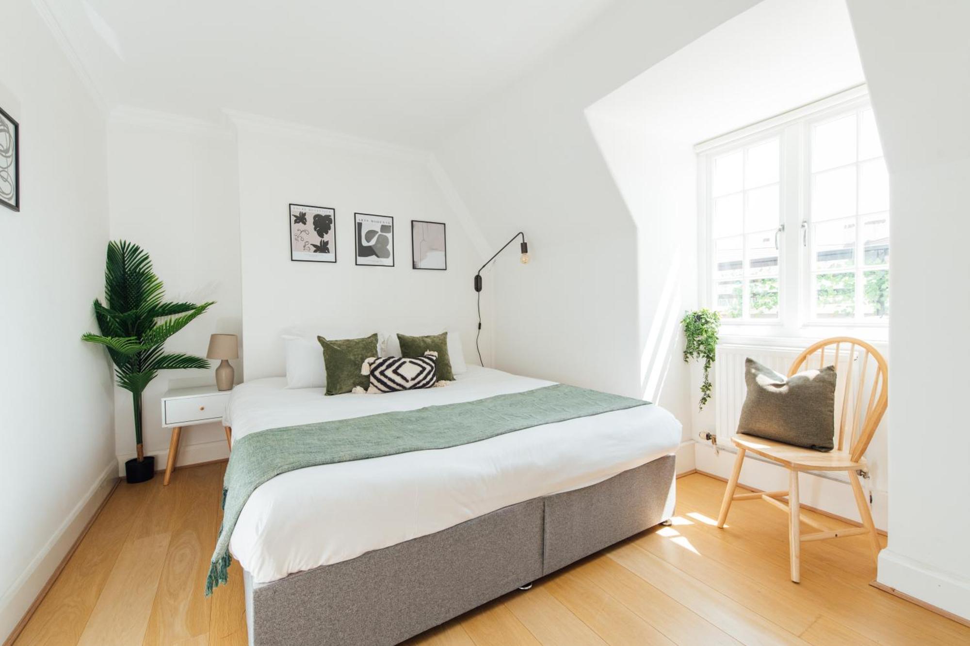 Stylish Kings Cross 2 Bedroom Flat London