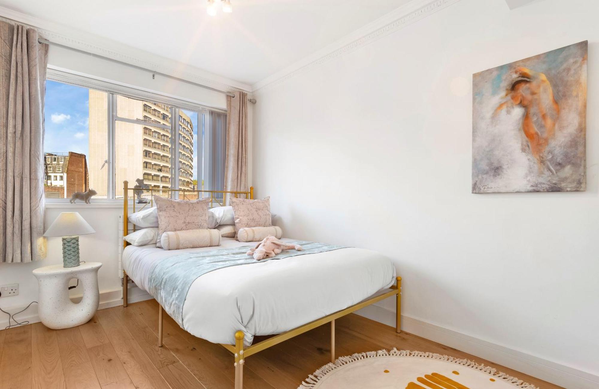 Apartment Iconic With Terrace Over Harrods London