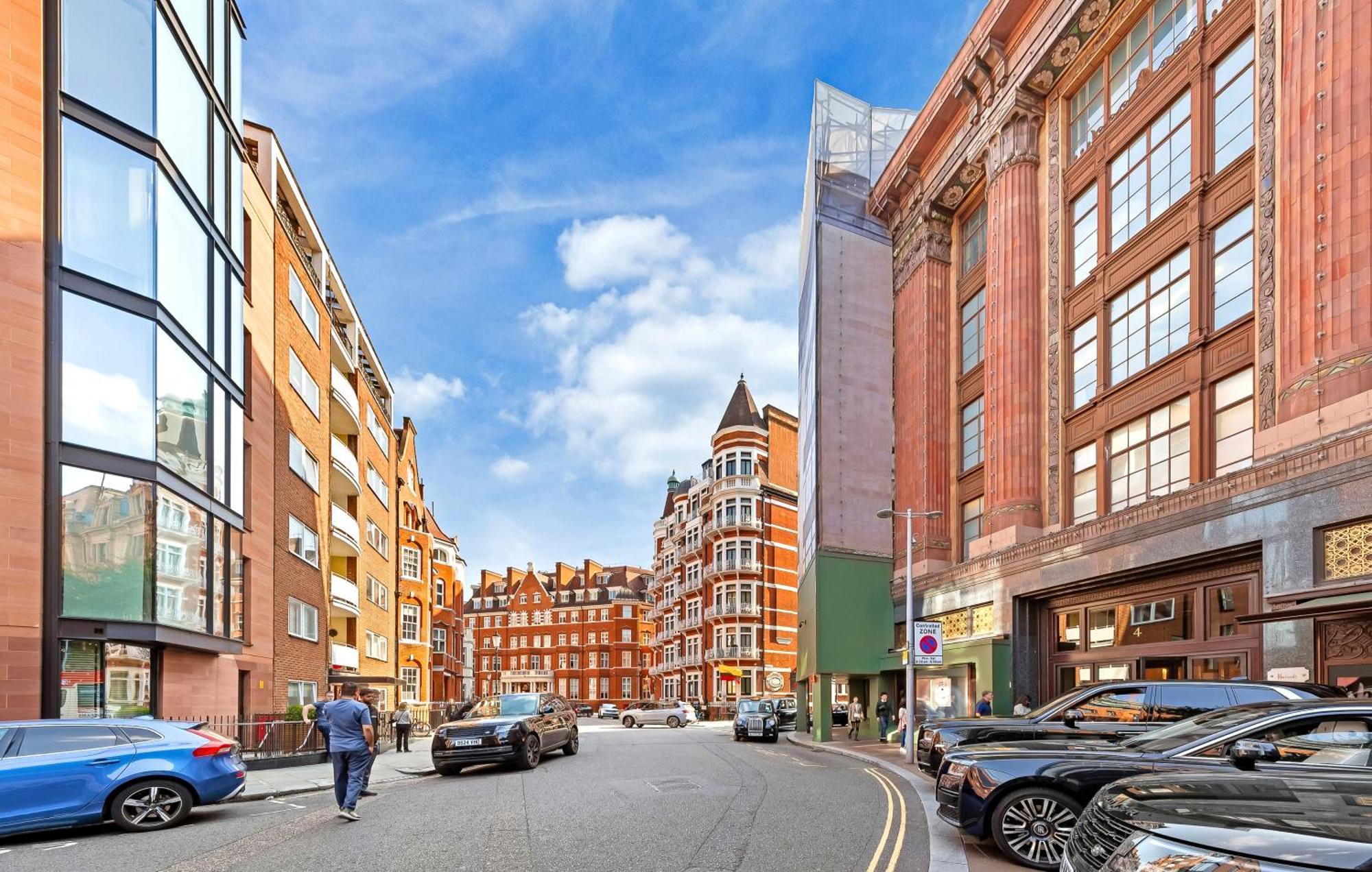 Apartment Iconic With Terrace Over Harrods *