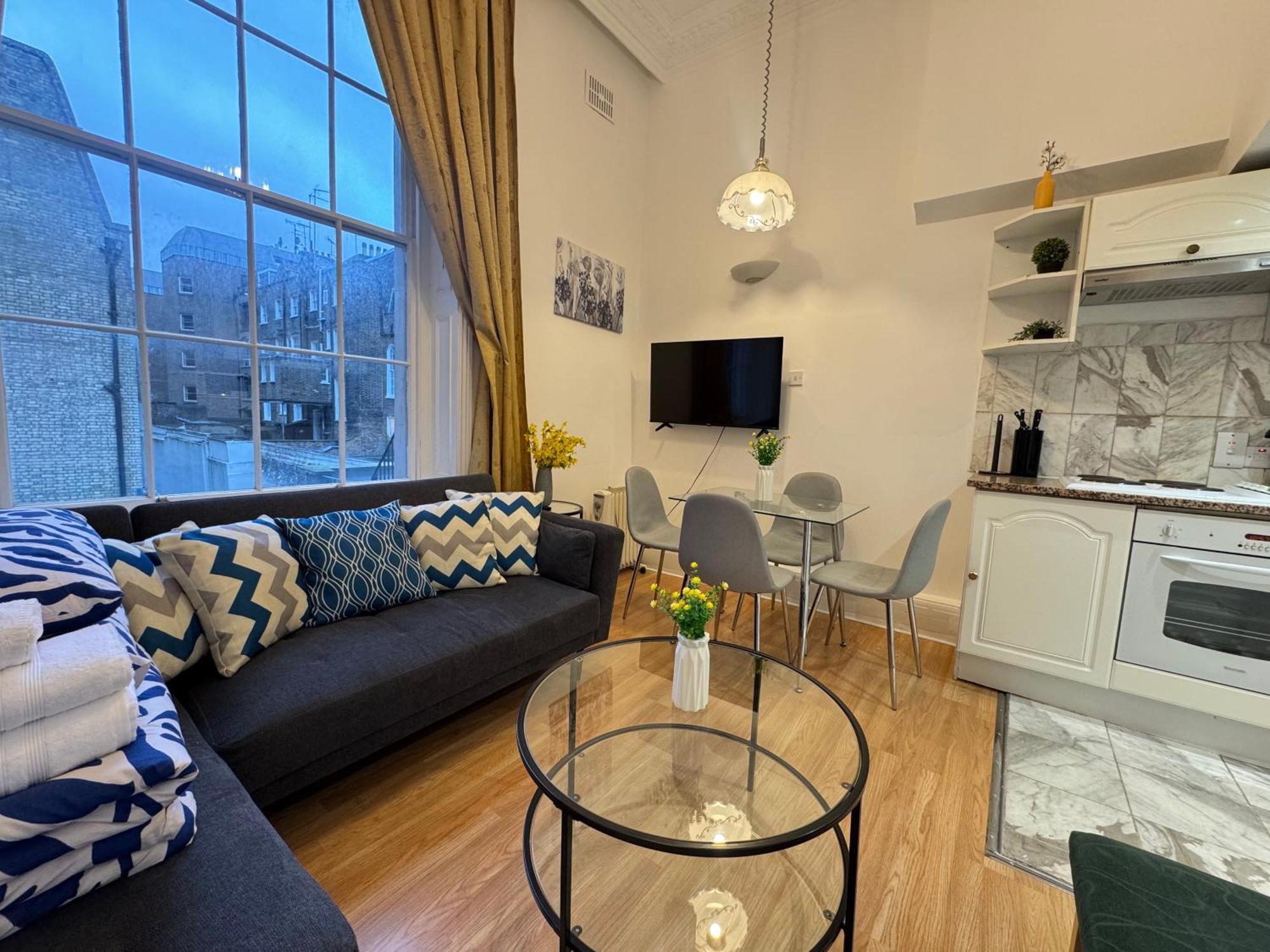 Apartment Charming And Affordable Flat For 4 People In Baker Street Zone 1 With Breakfast