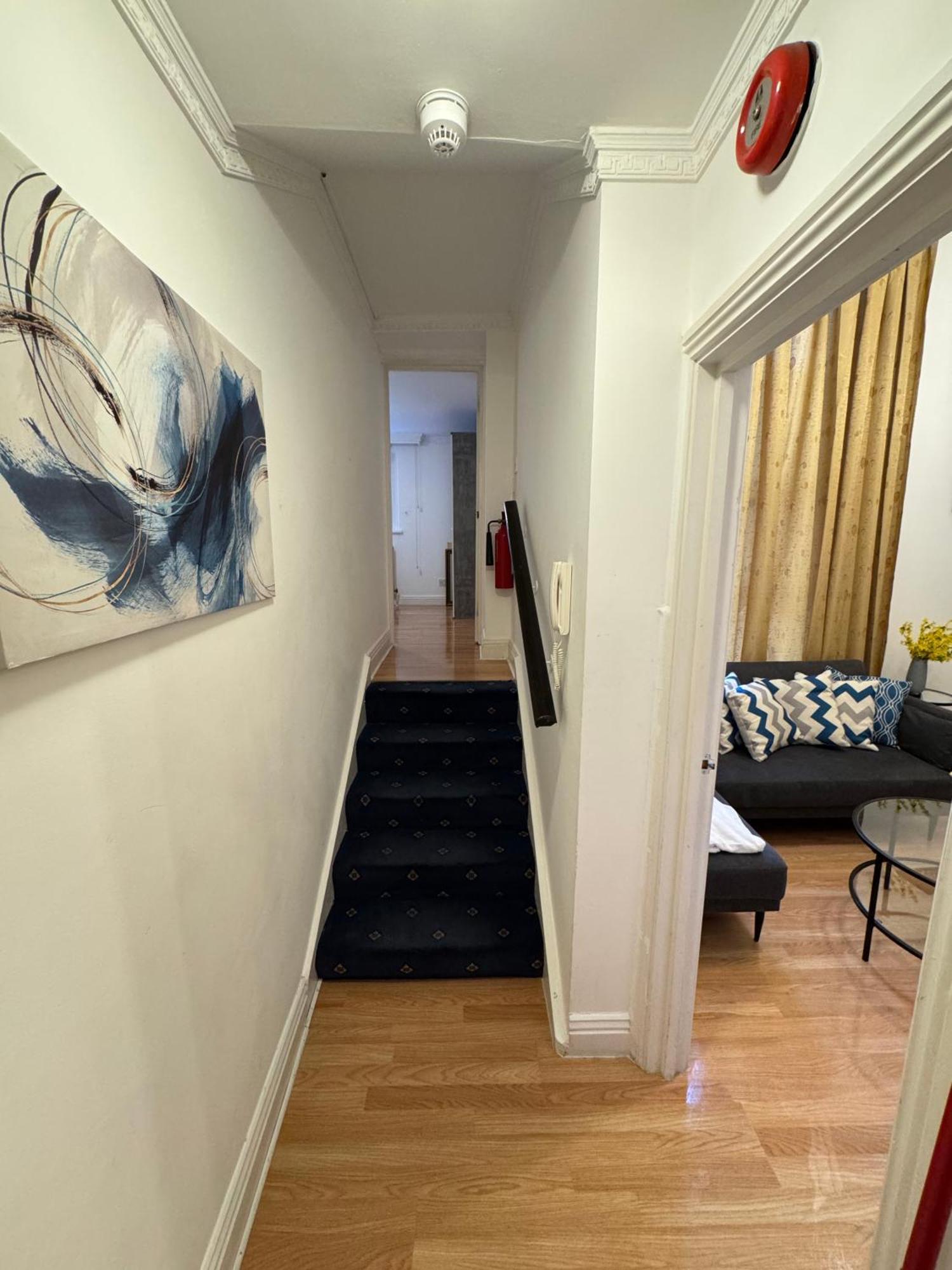Apartment Charming And Affordable Flat For 4 People In Baker Street Zone 1 With Breakfast *