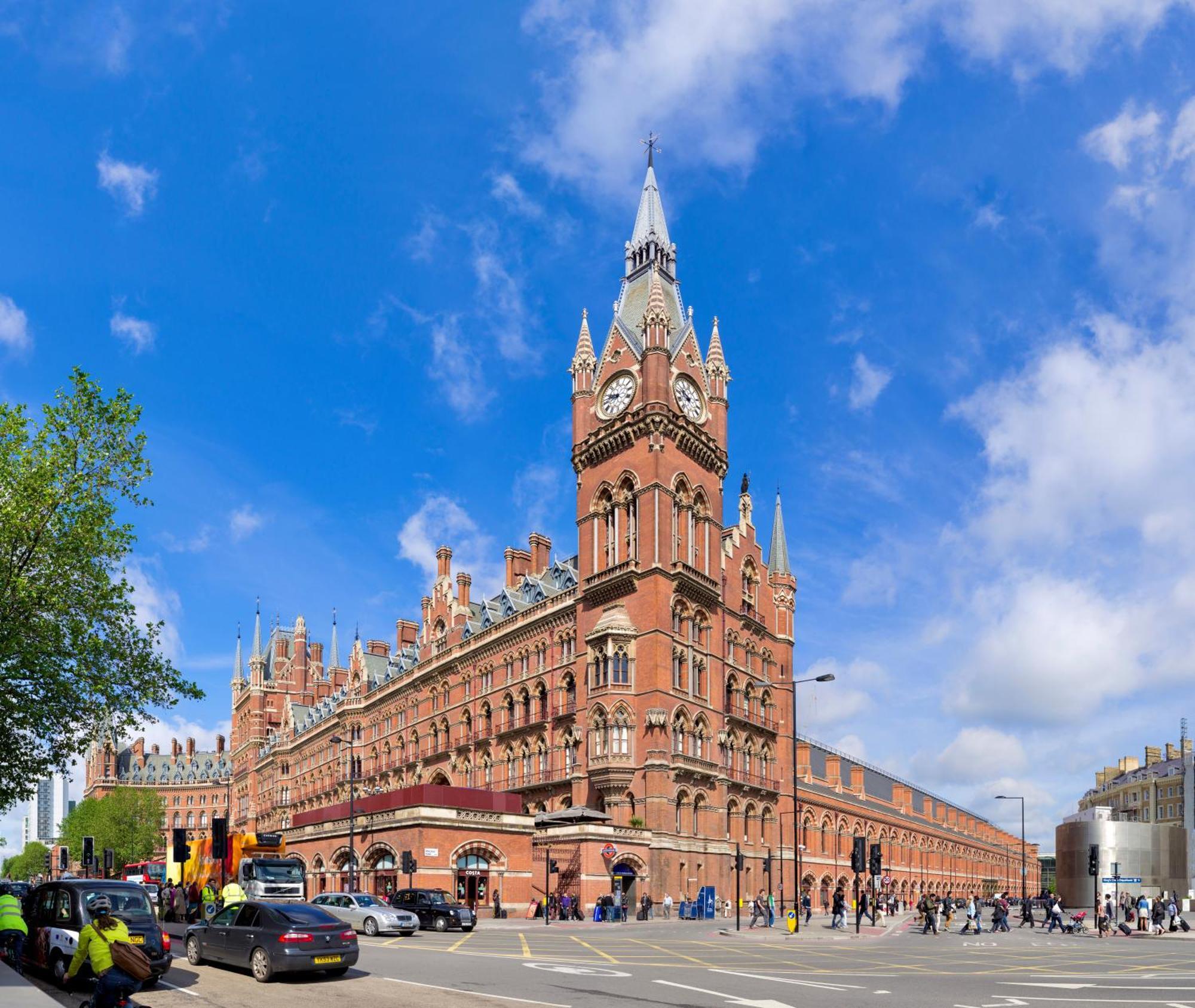 Staylondon - Sleeps 6 With Free Parking - Tourist, Concerts & Matches *